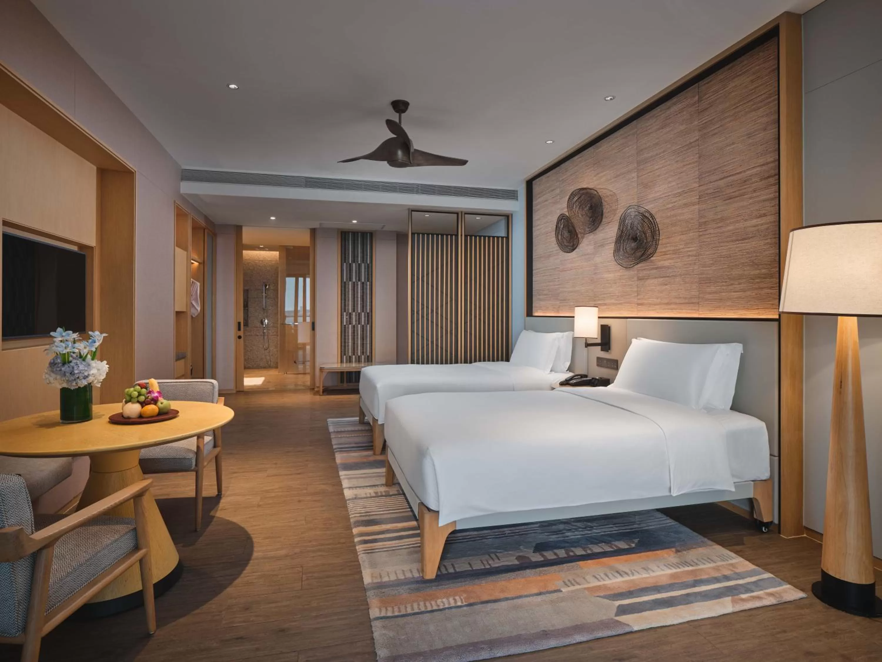 Photo of the whole room, Bed in Crowne Plaza Sanya Haitang Bay Resort by IHG