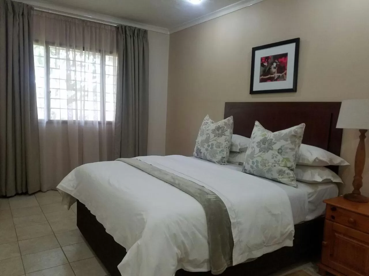 Bed in Ufulu Gardens Hotel