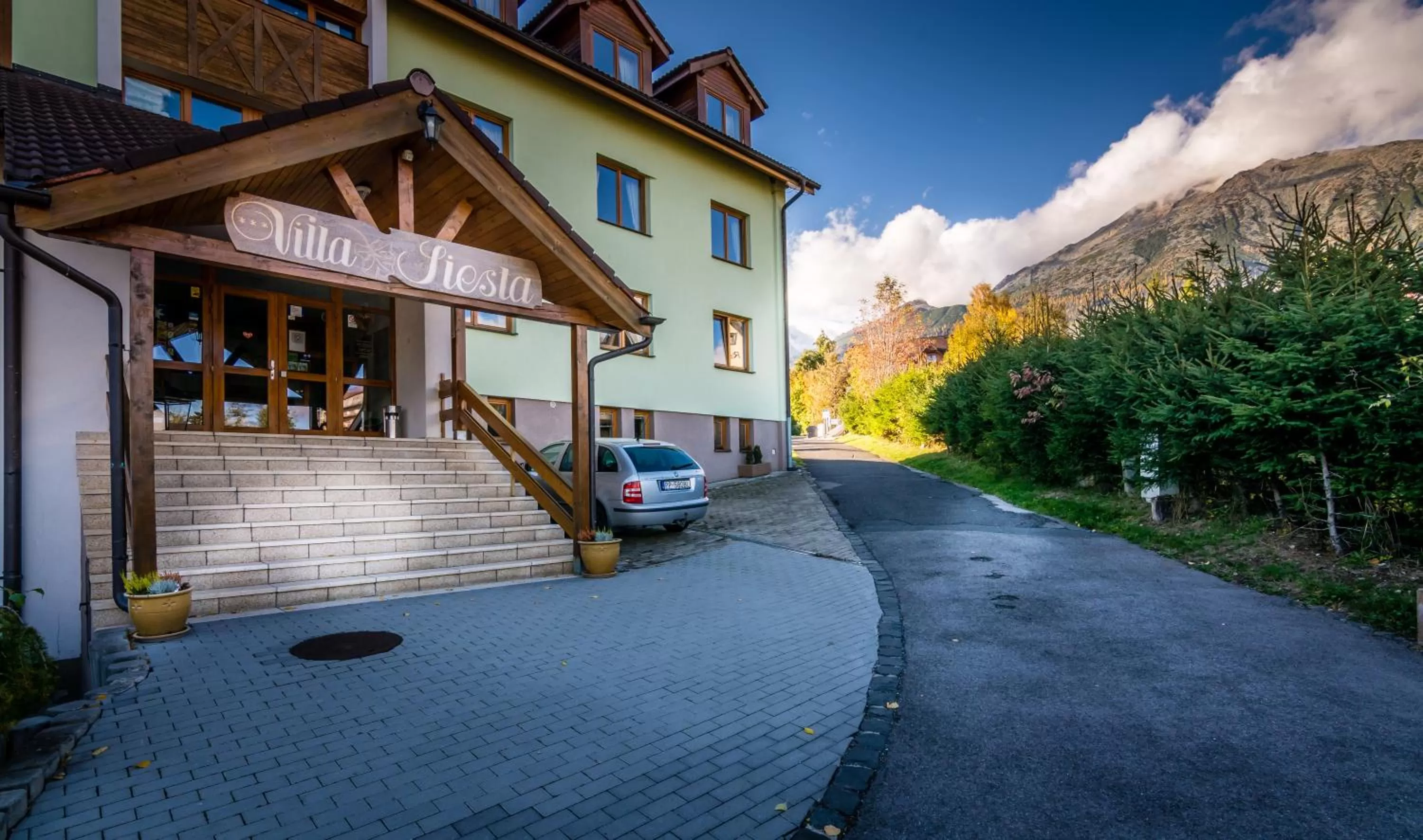 Facade/entrance in Hotel Villa Siesta