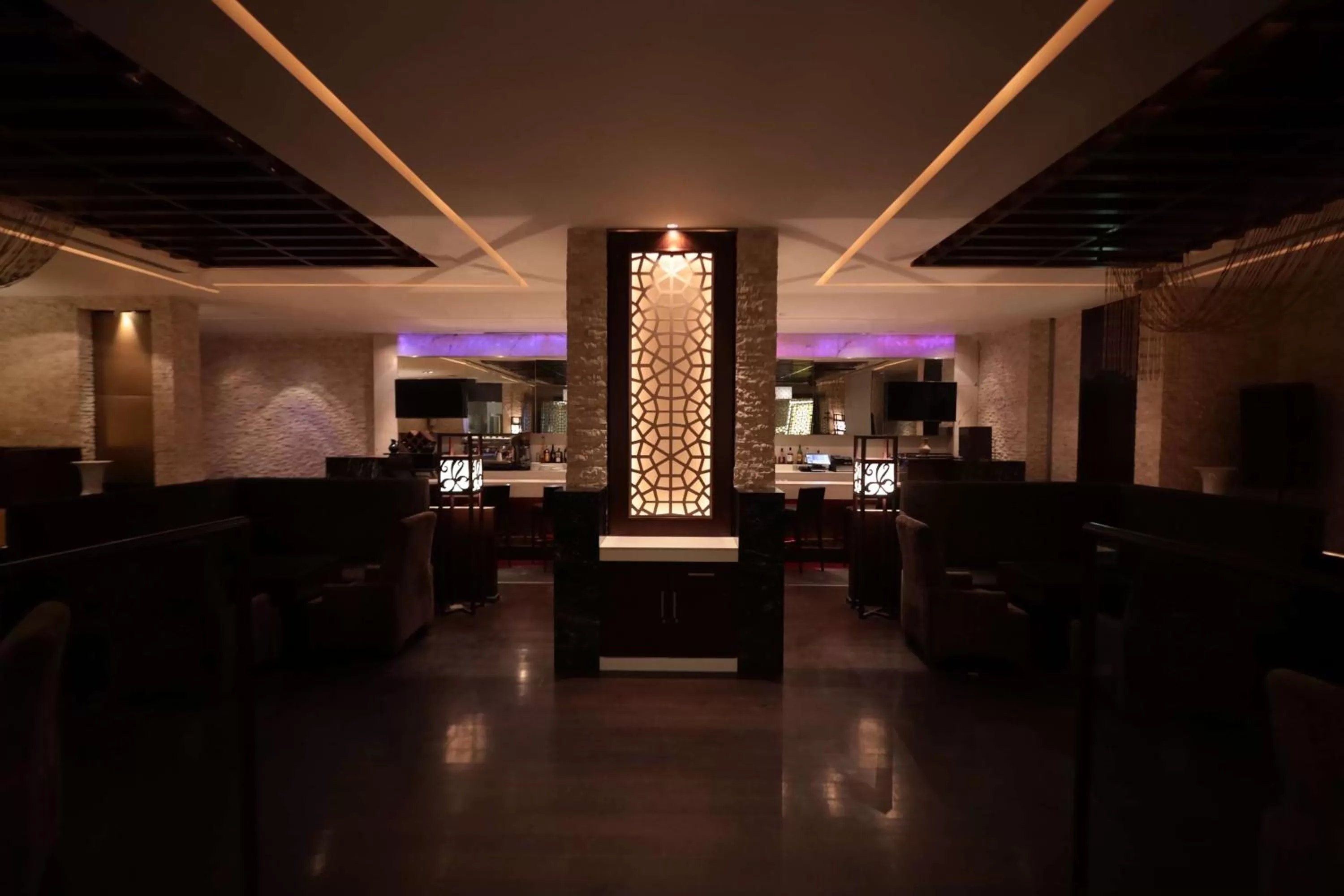 Lounge or bar in Hyatt Regency Dushanbe