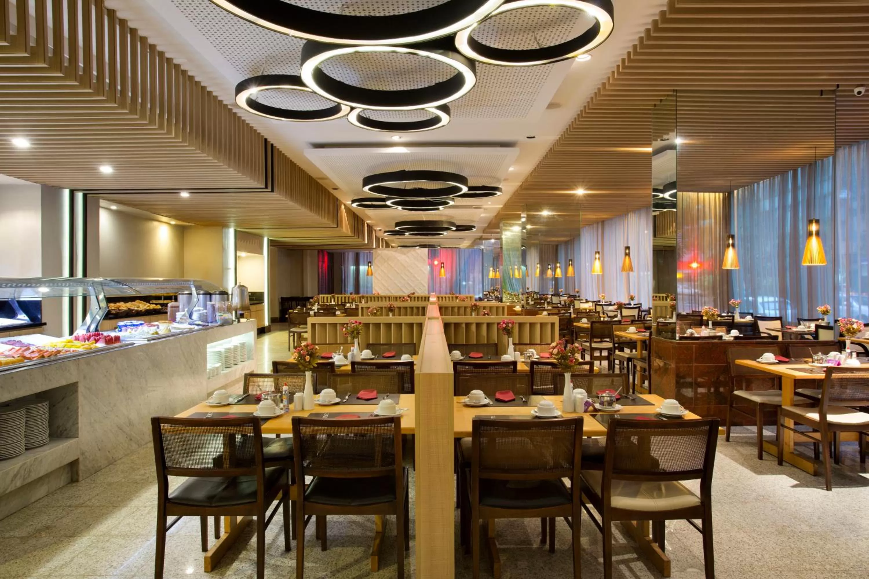 Restaurant/places to eat in Royal Rio Palace Hotel