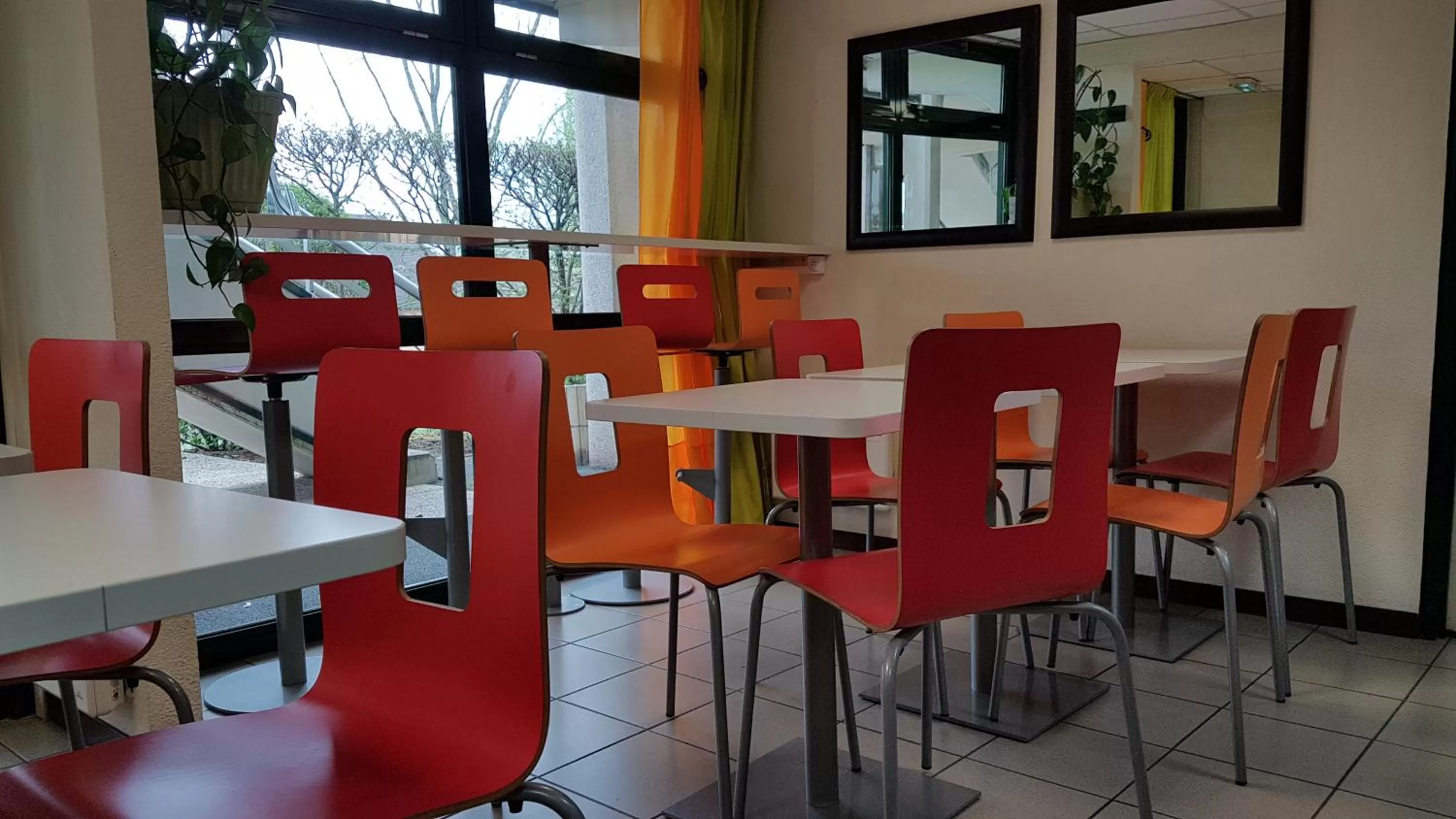 Buffet breakfast in Premiere Classe Brive La Gaillarde Ouest