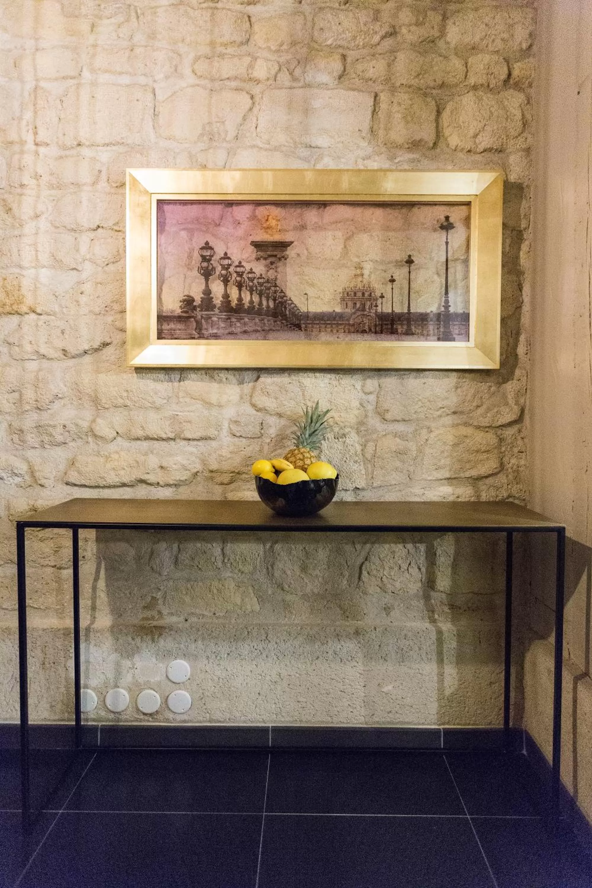 Area and facilities in Pratic Hotel