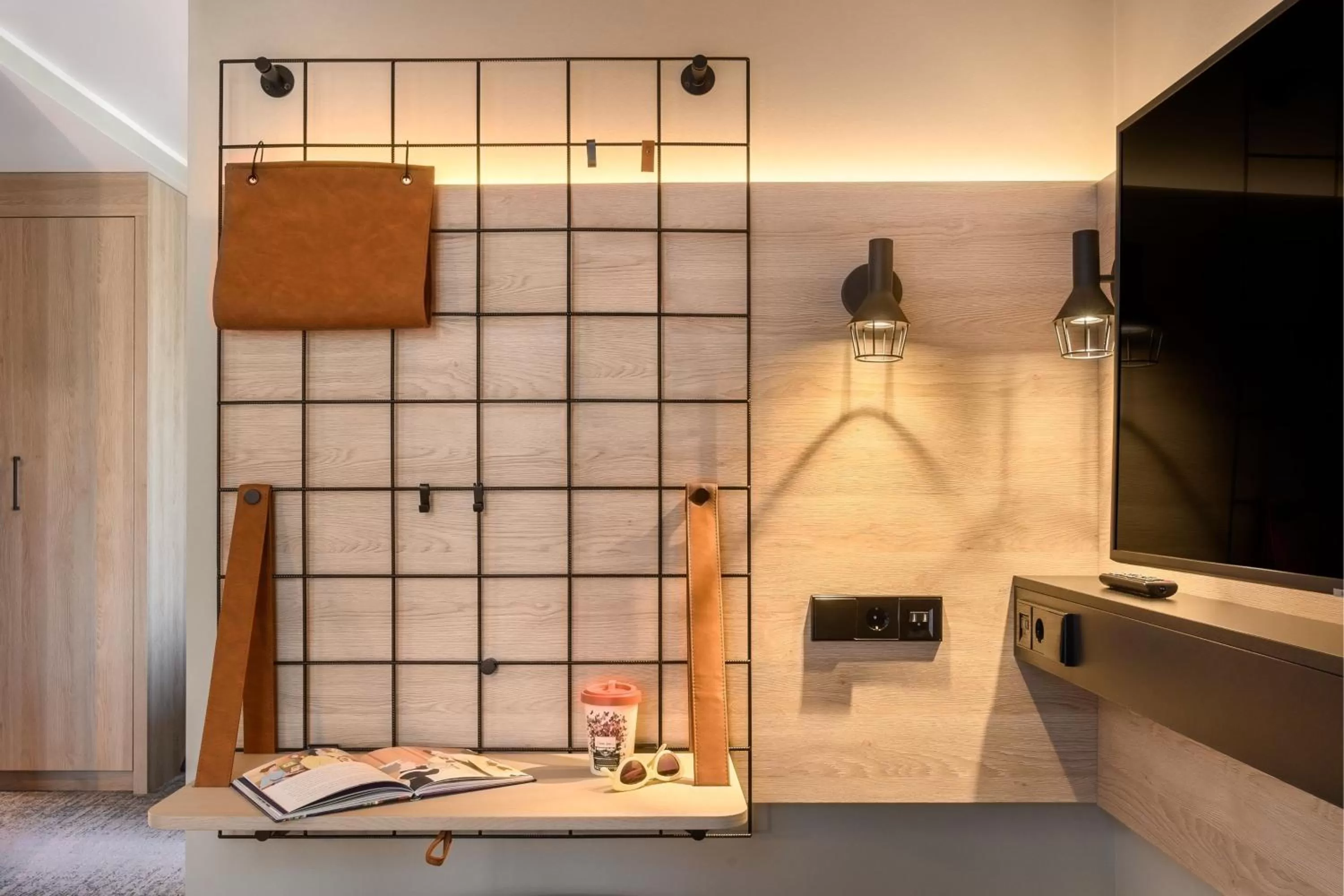 Photo of the whole room in Moxy Dresden Neustadt