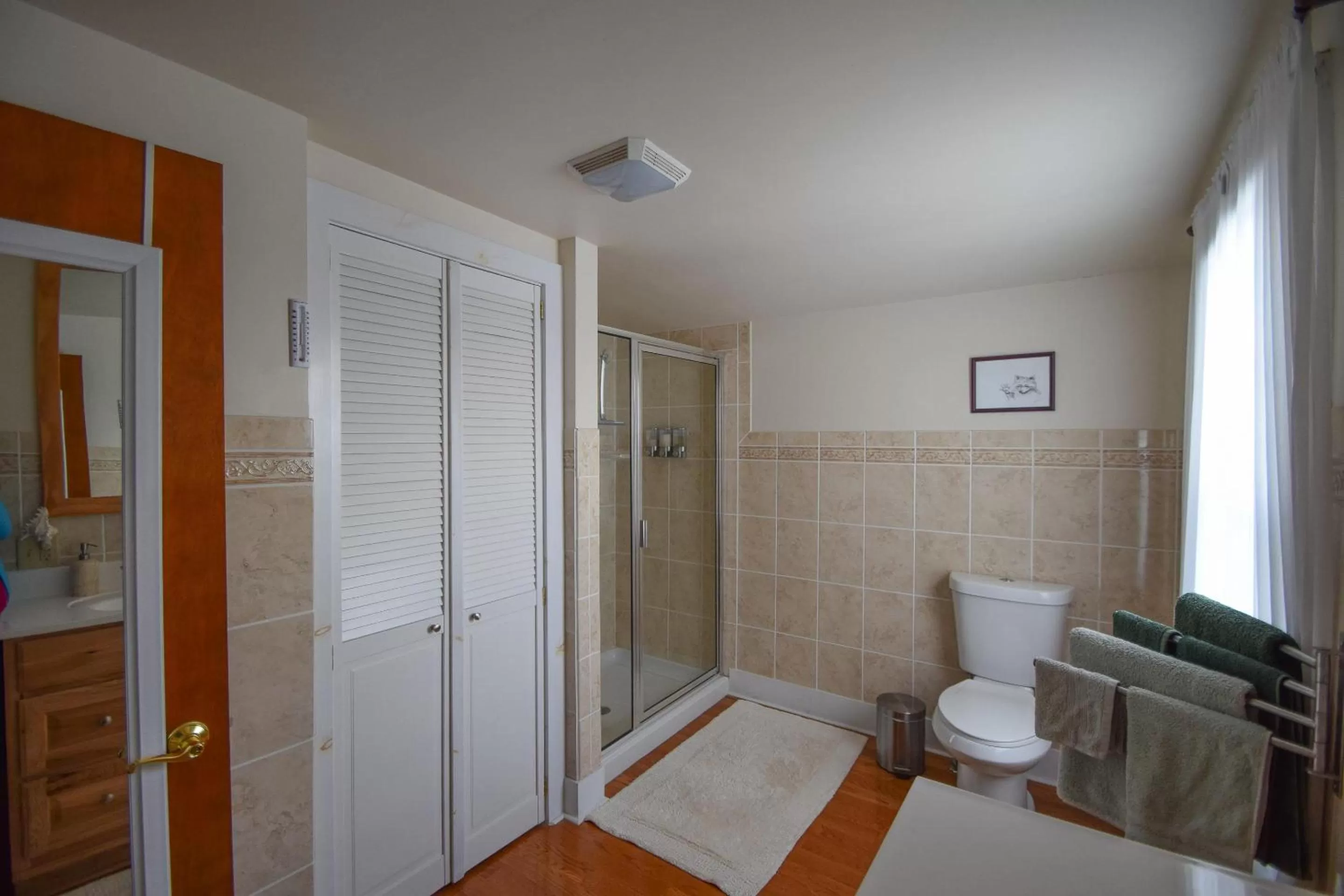 Bathroom in Enfield Manor Bed&Breakfast and Vacation Rental