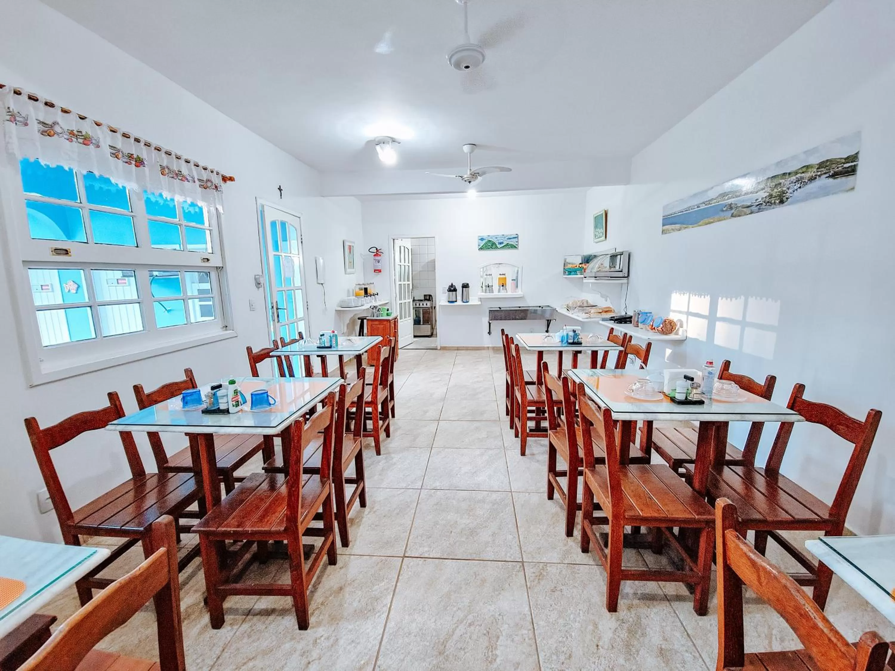 Dining area in Pousada Água Marinha