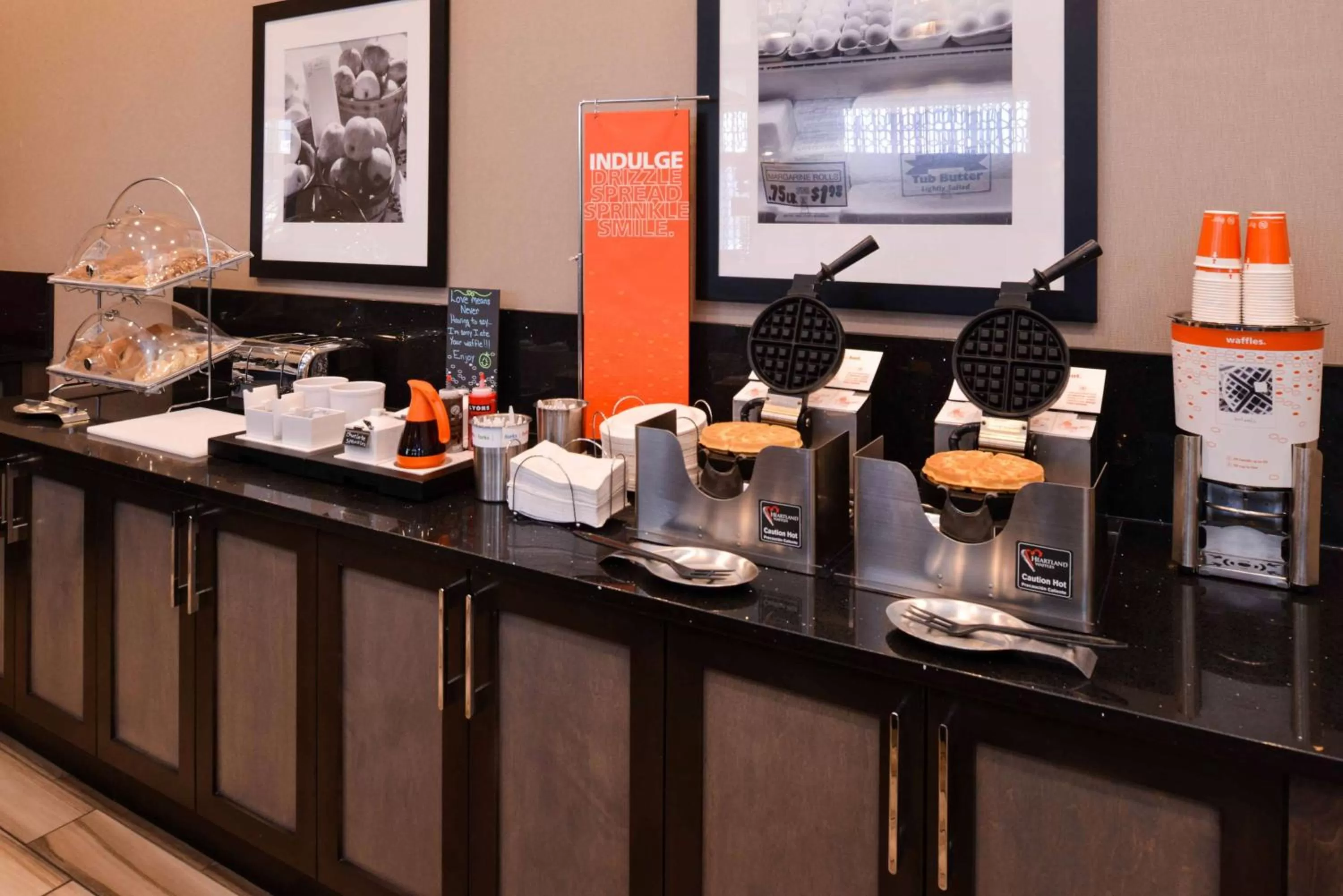 Dining area in Hampton Inn Pittsburgh - Wexford - Cranberry South