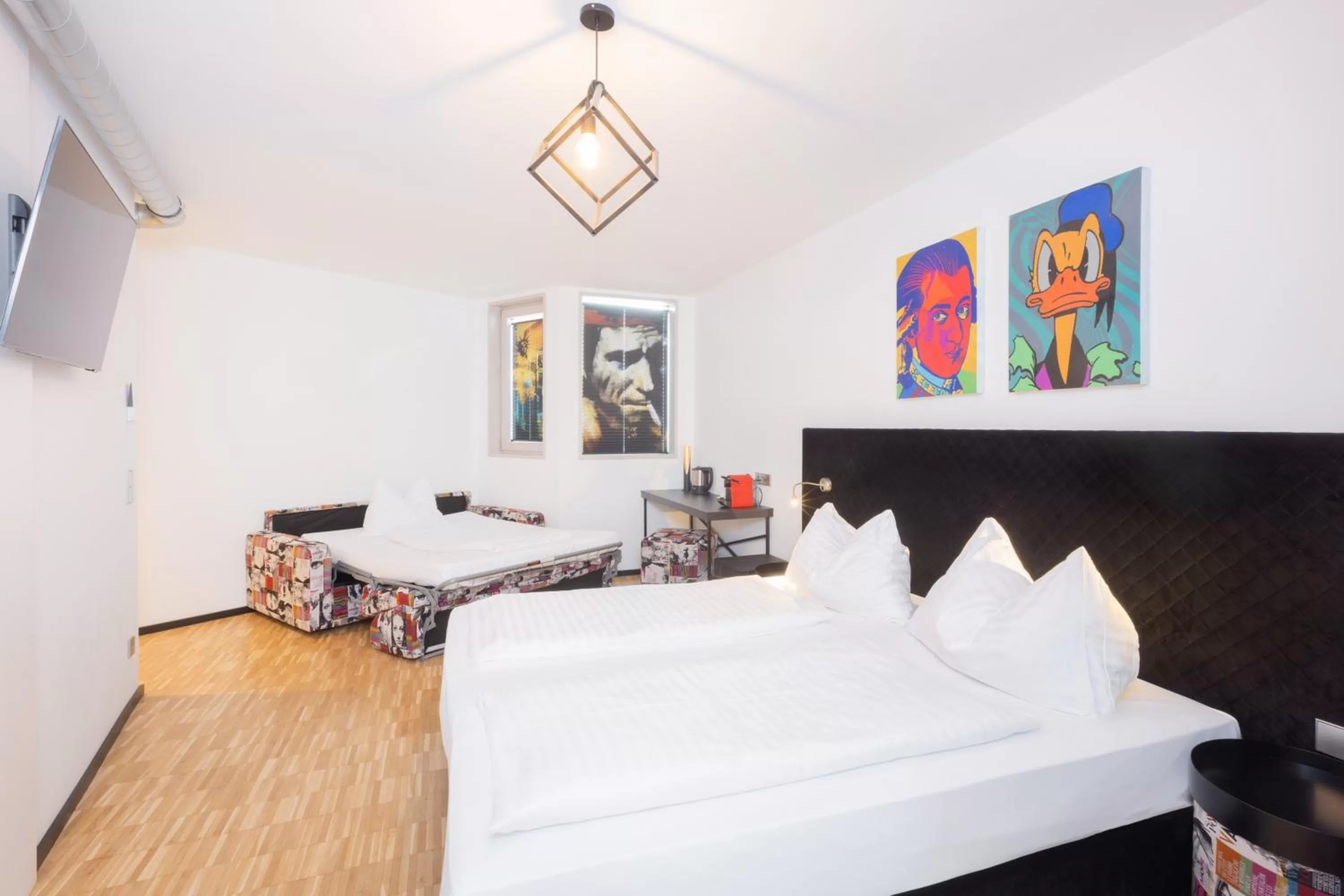 Photo of the whole room, Bed in Das Edlinger