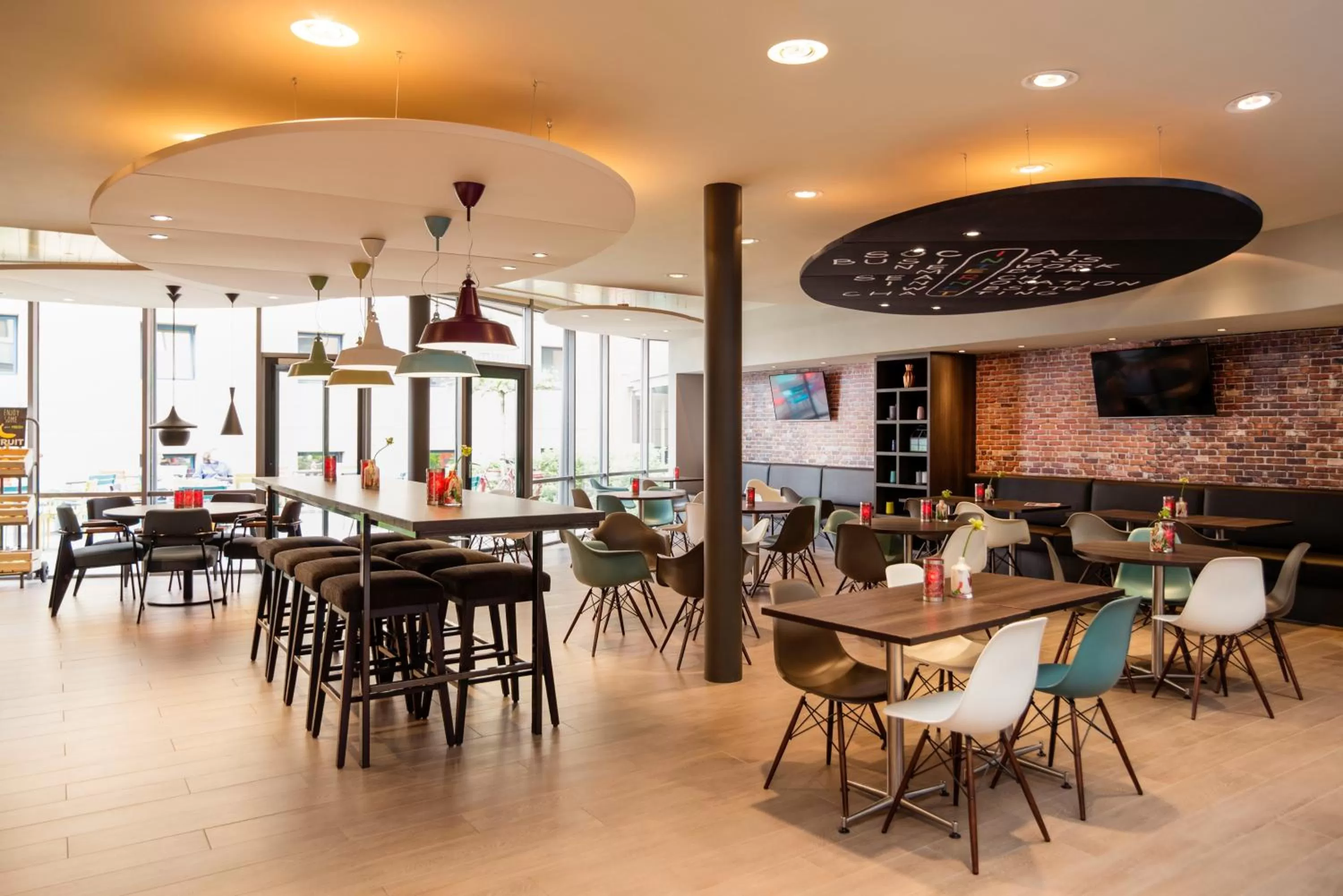 Restaurant/places to eat in ibis Amsterdam Centre Stopera