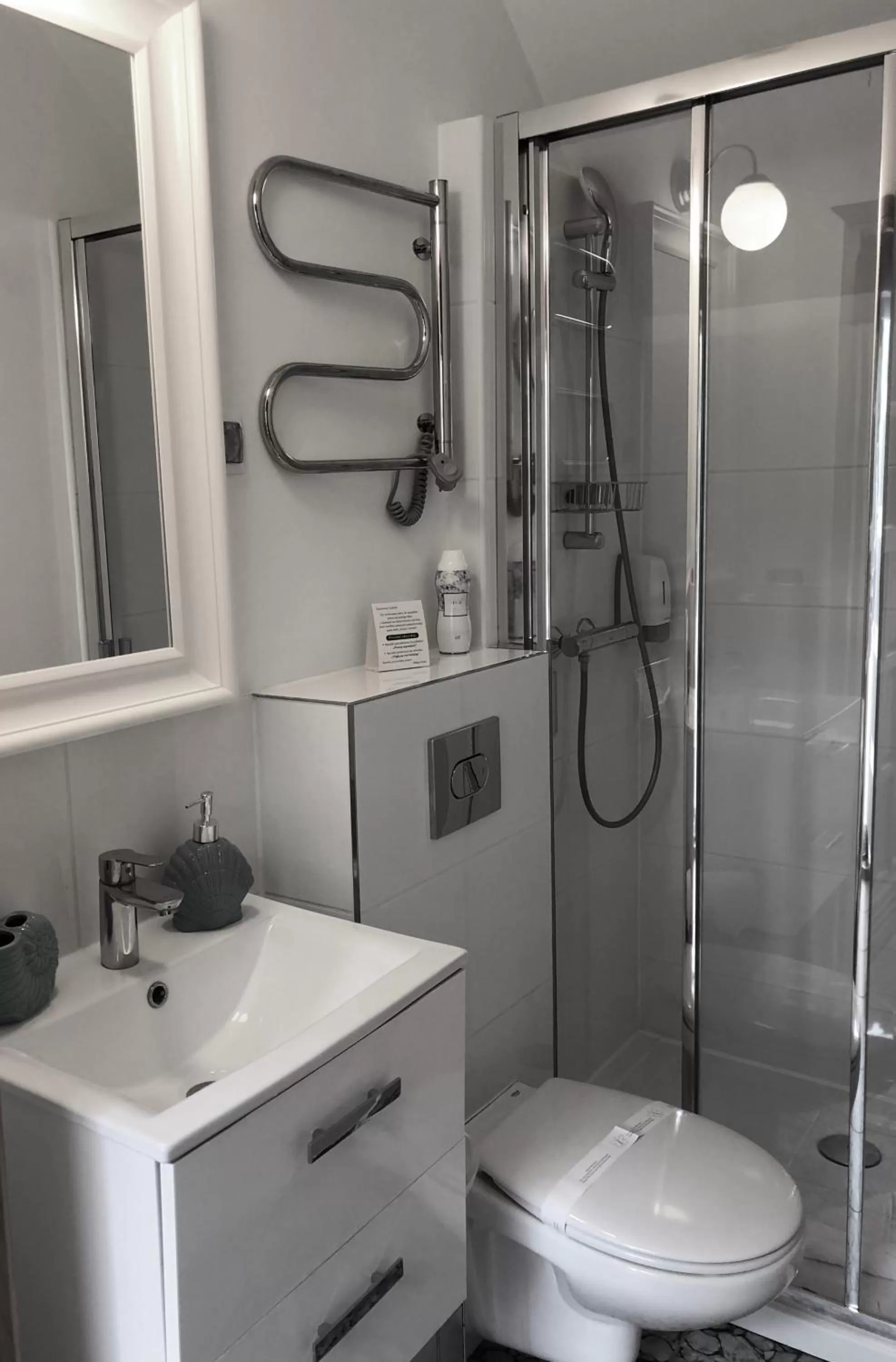 Willa 4 Pory Roku & Uznam