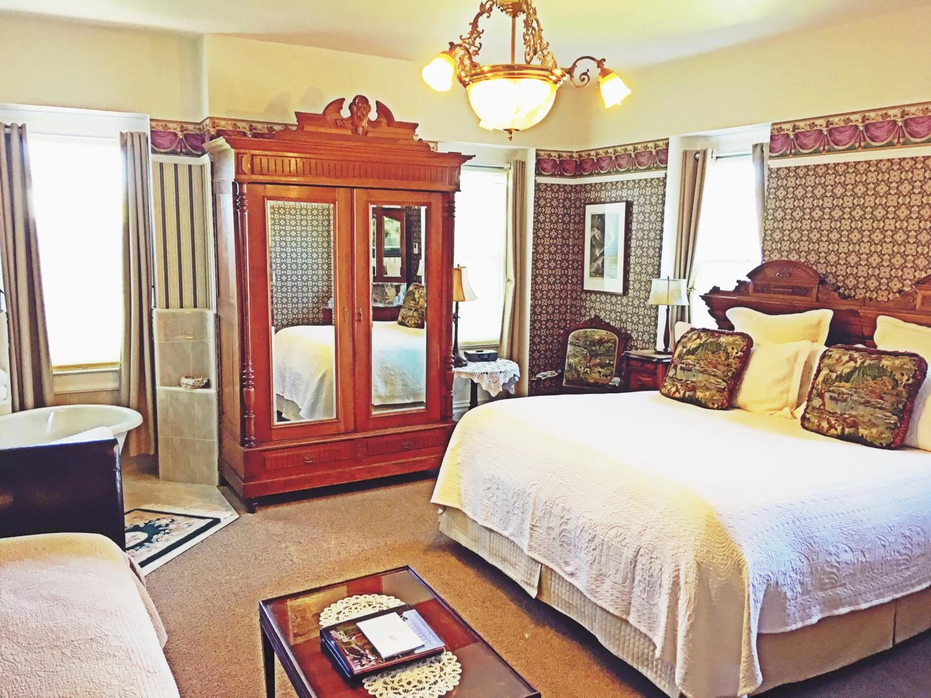 Bed in Churchill Manor