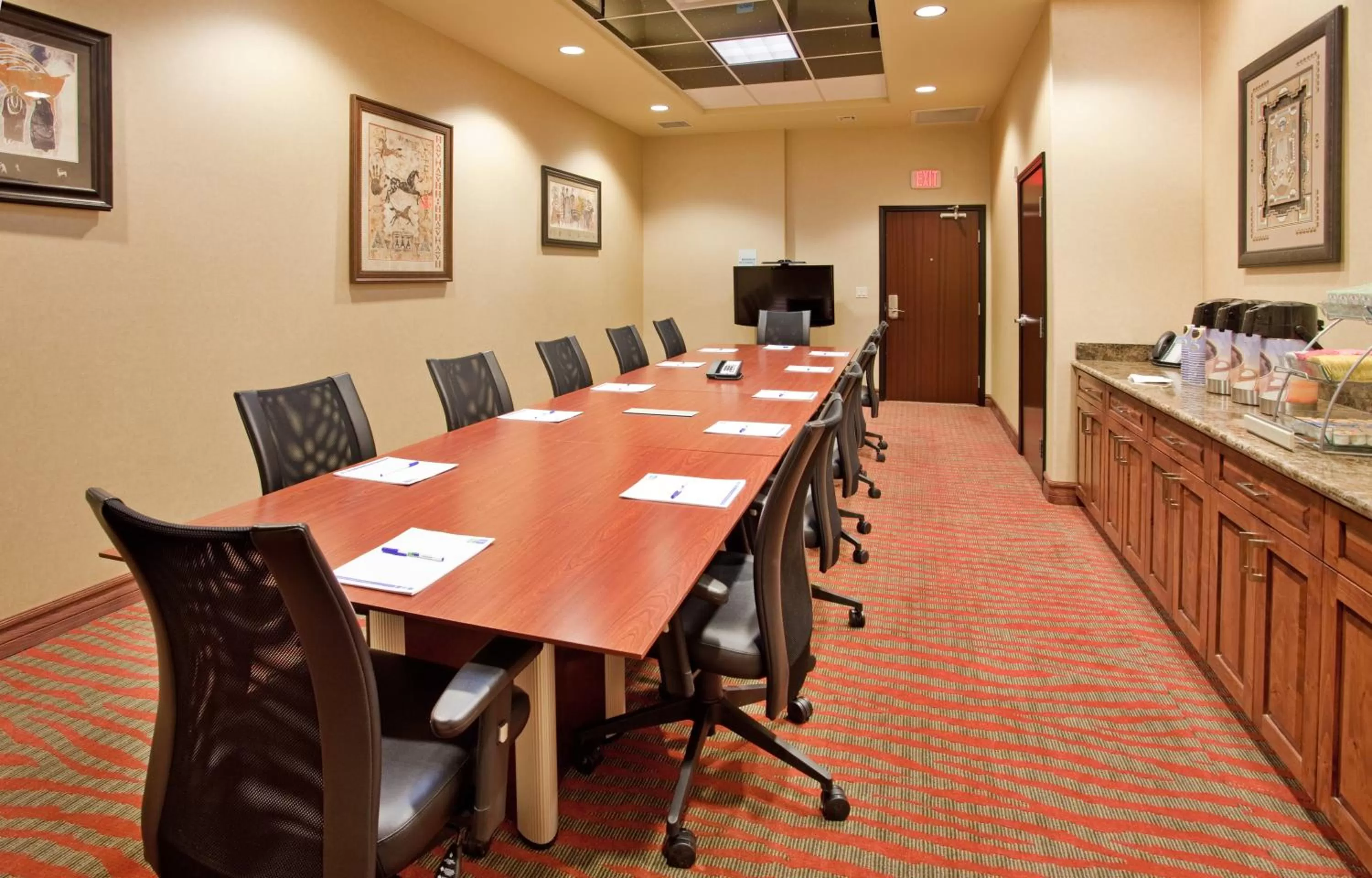 Meeting/conference room in Holiday Inn Express & Suites Gallup East by IHG