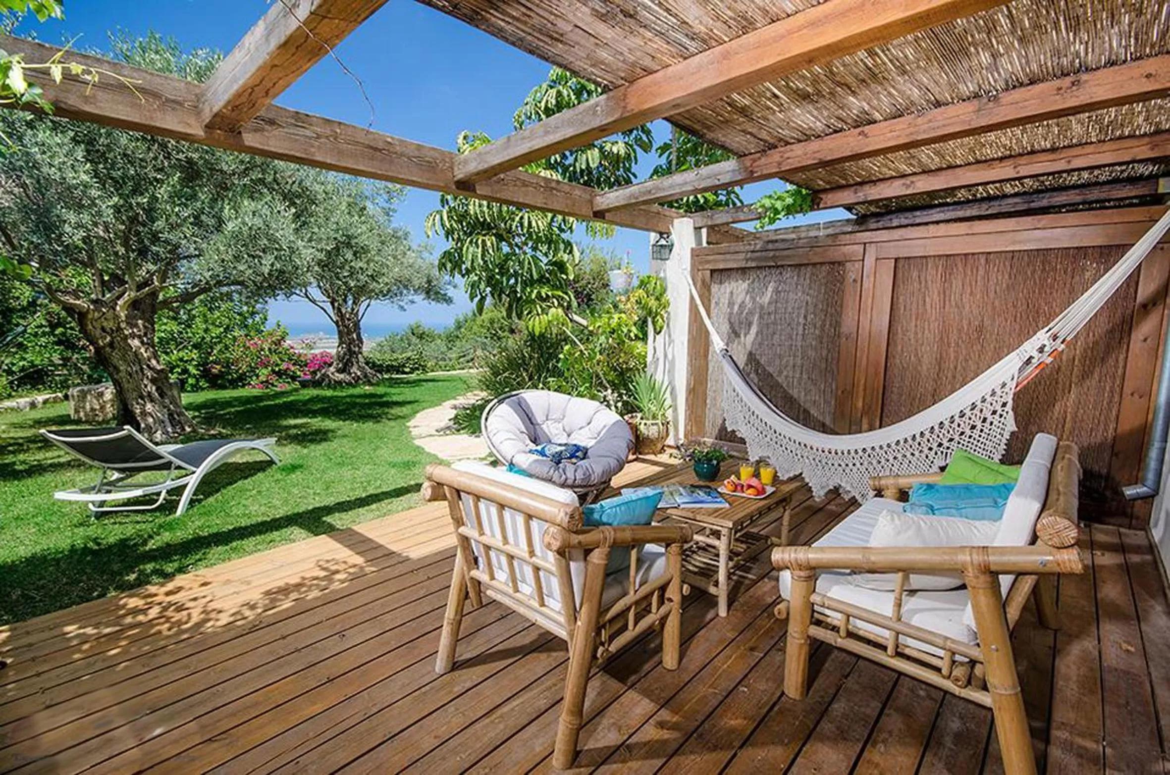 Balcony/Terrace in Above the Sea