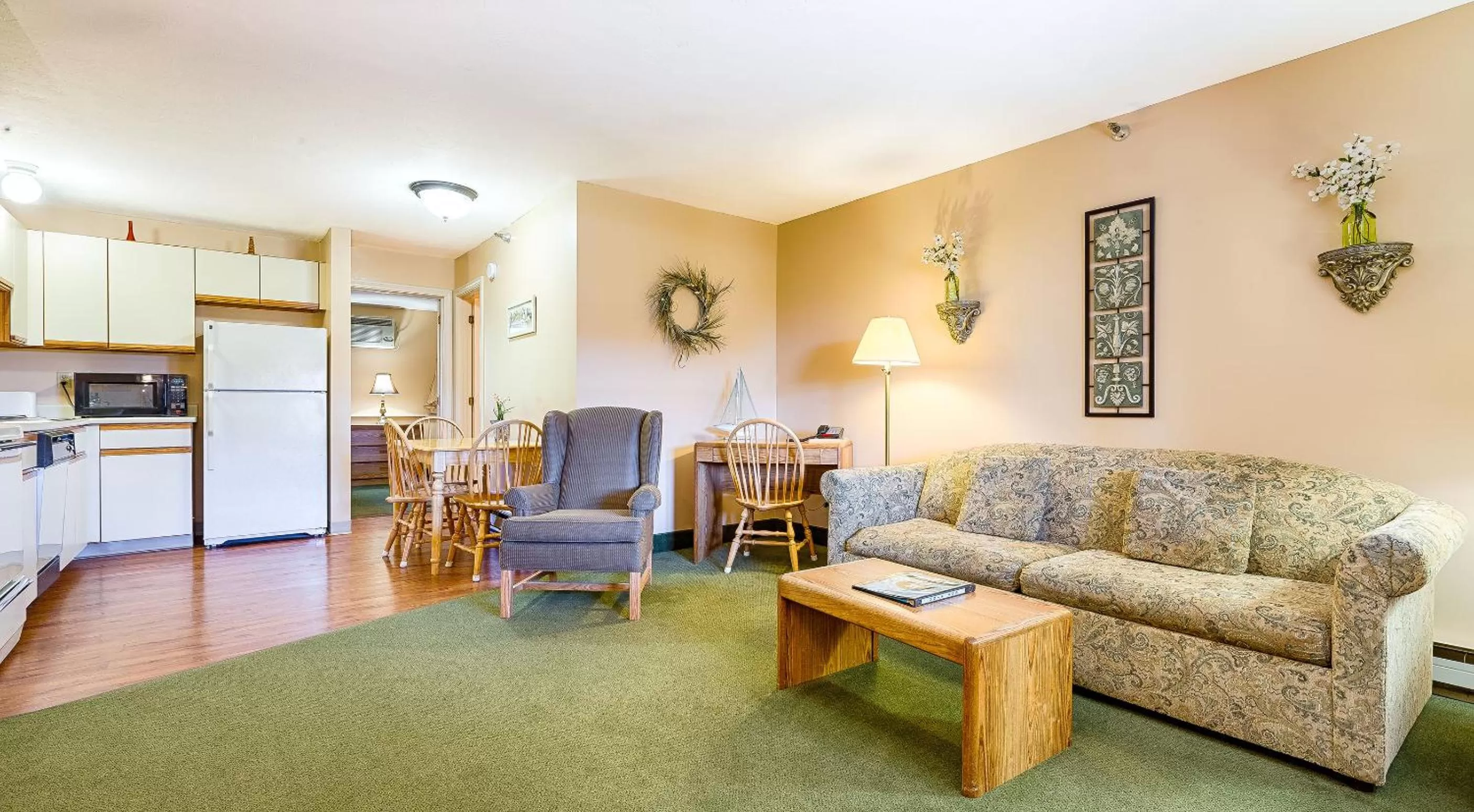 One-Bedroom Apartment in Misty Harbor Resort