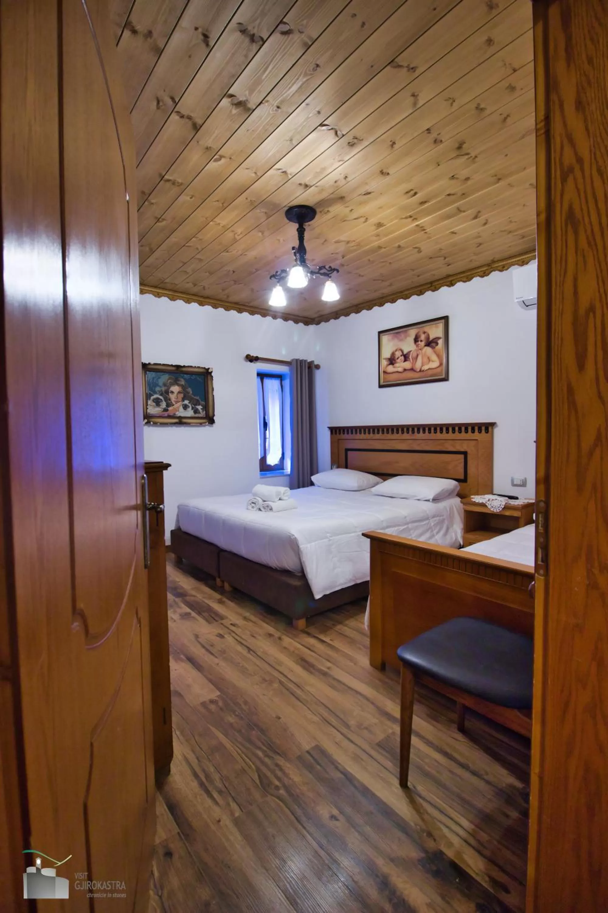 Bed in Boutique Hotel Praga