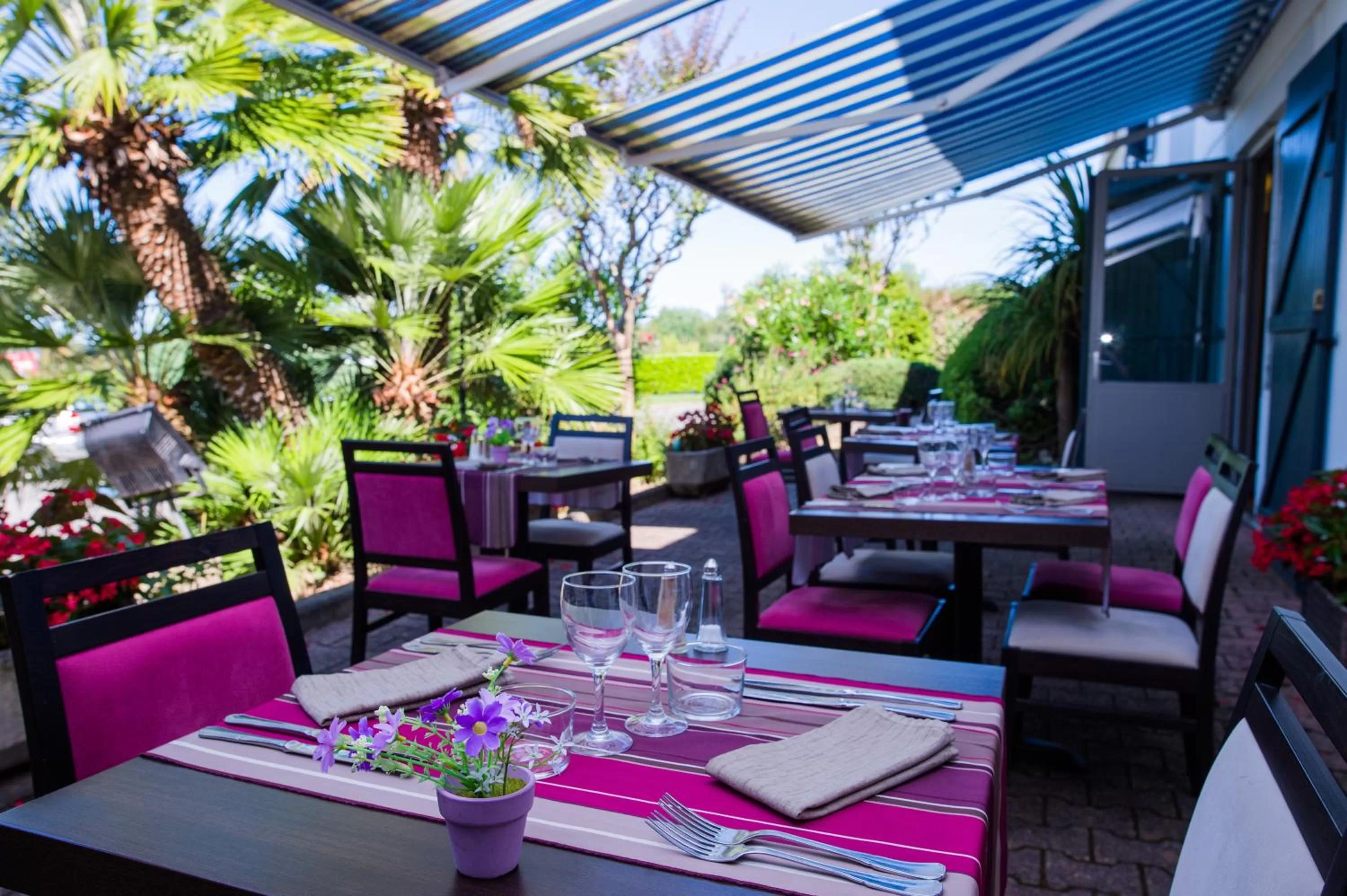 Restaurant/places to eat in Kyriad Orthez