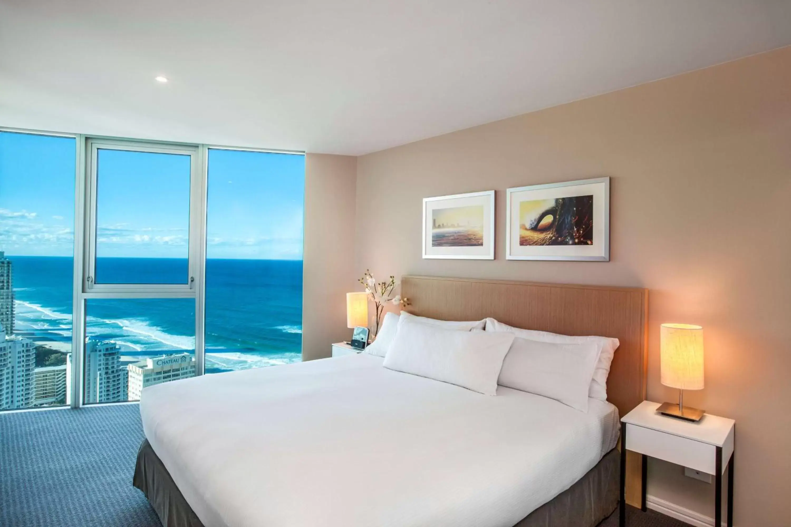 Two Bedroom Two Bathroom Sky High Residence in Hilton Surfers Paradise Hotel & Residences Two Bedroom Two Bathroom Sky High Residence in Hilton Surfers Paradise Hotel & Residences