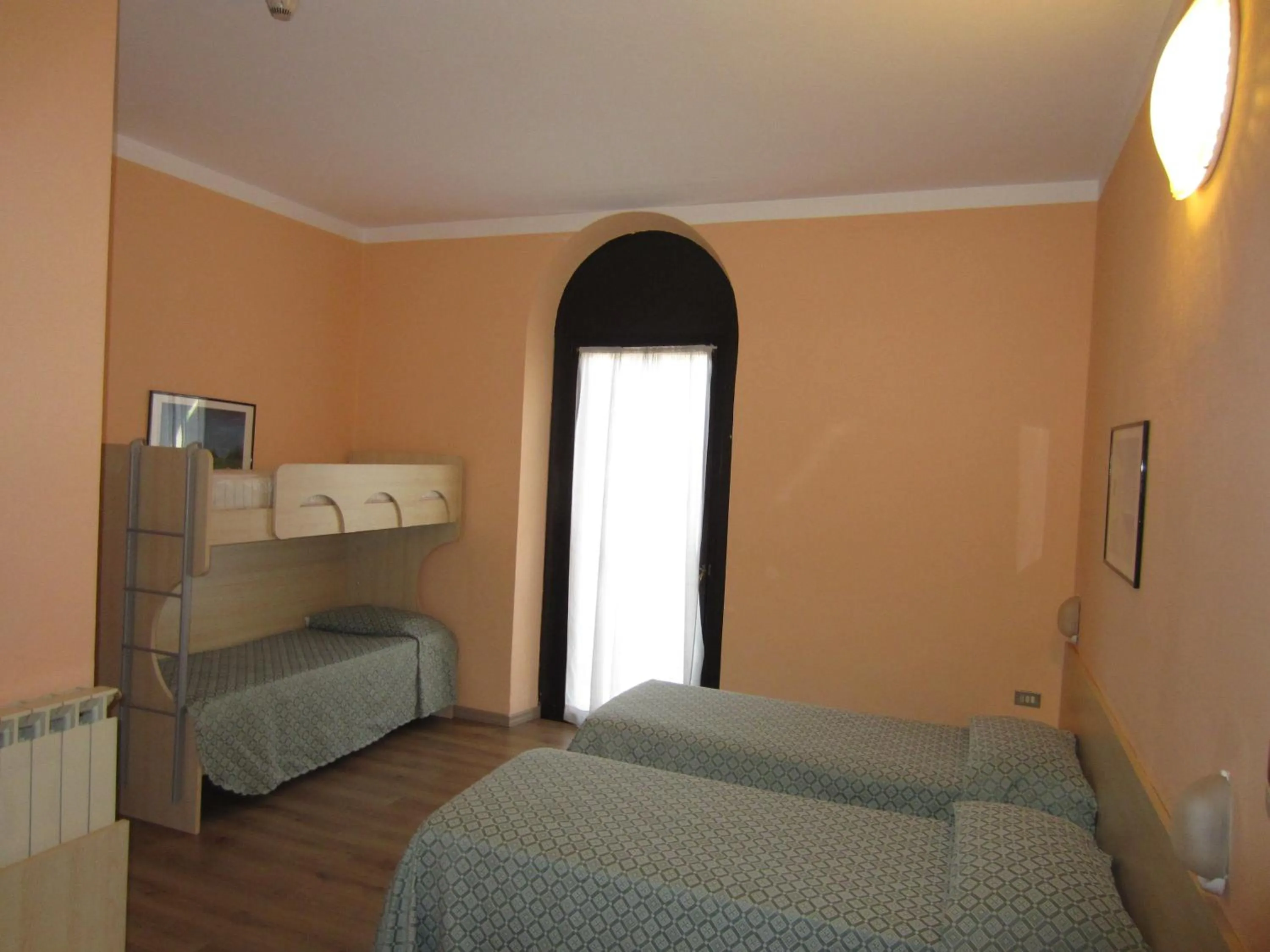 Photo of the whole room, Bed in Hotel Europa