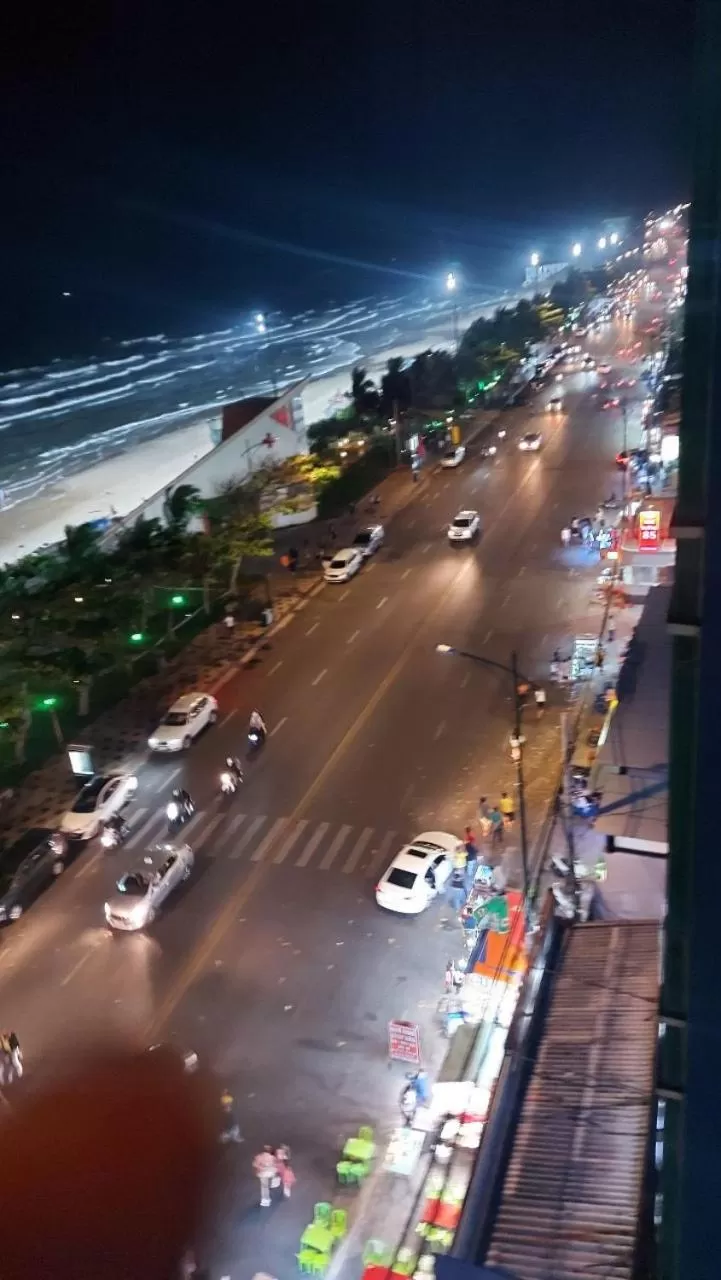 Night in Tuyết Nhi