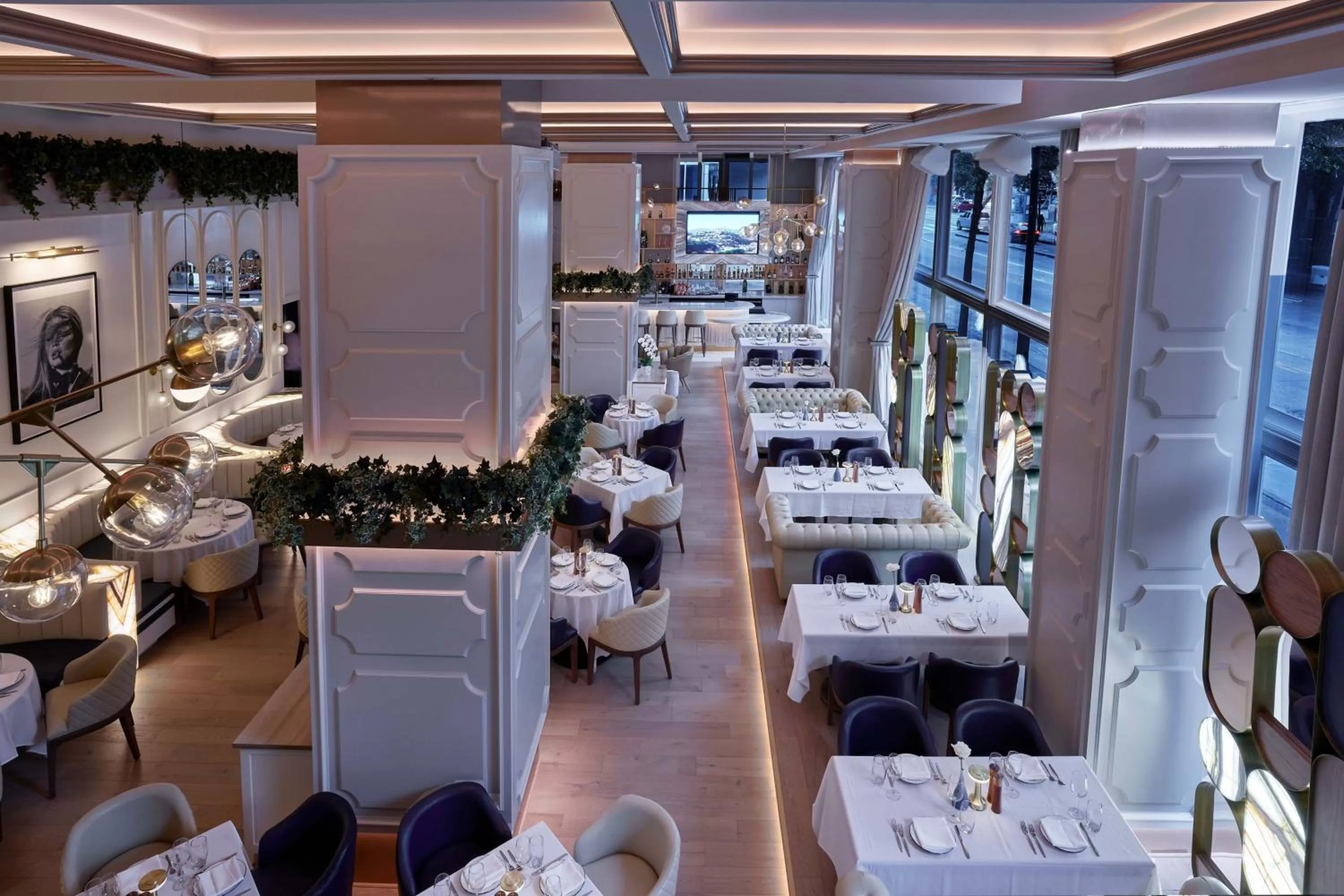 Restaurant/places to eat in W Dallas