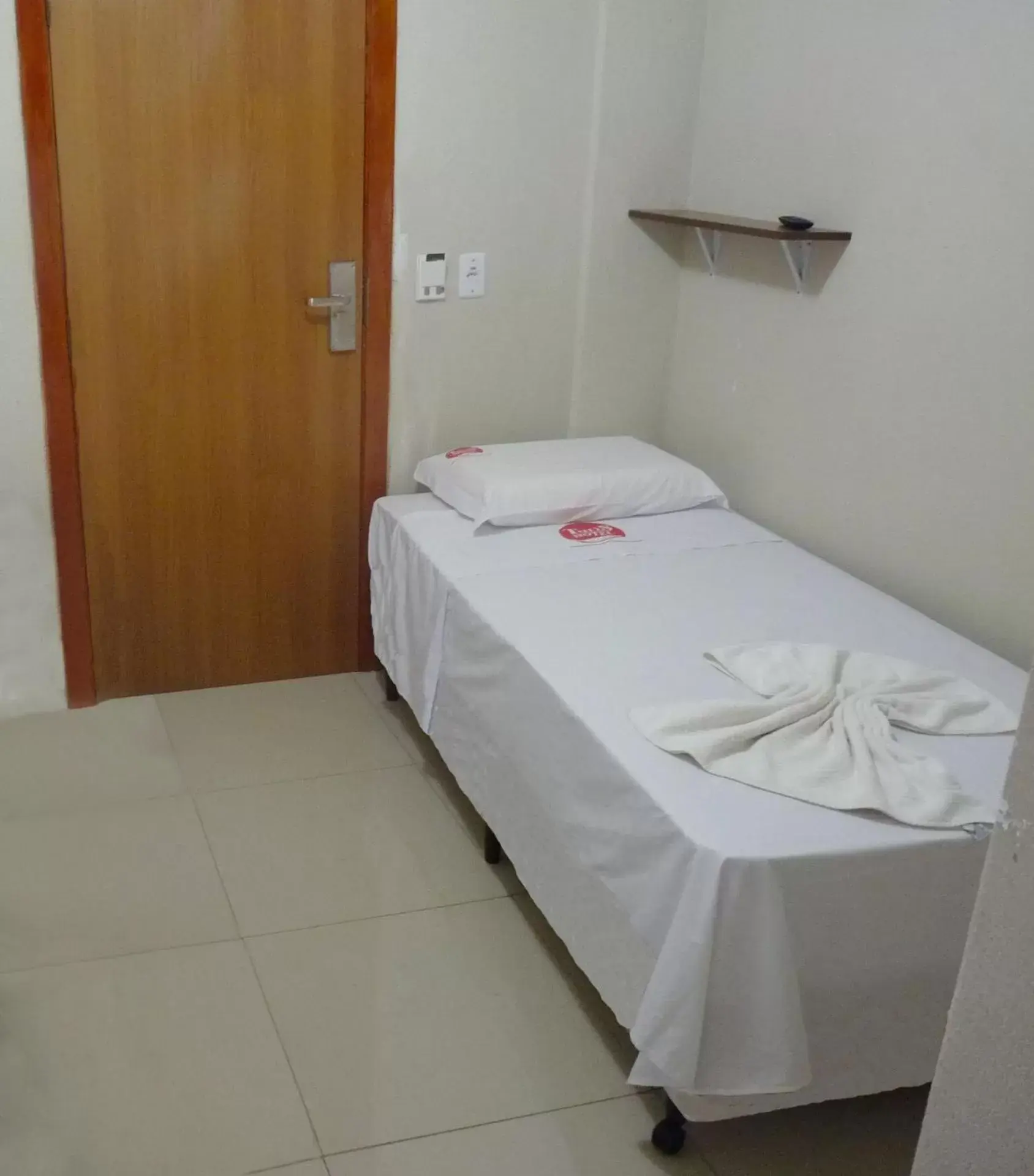 Economy Single Room - single occupancy in Turis Hotel Economy Single Room - single occupancy in Turis Hotel