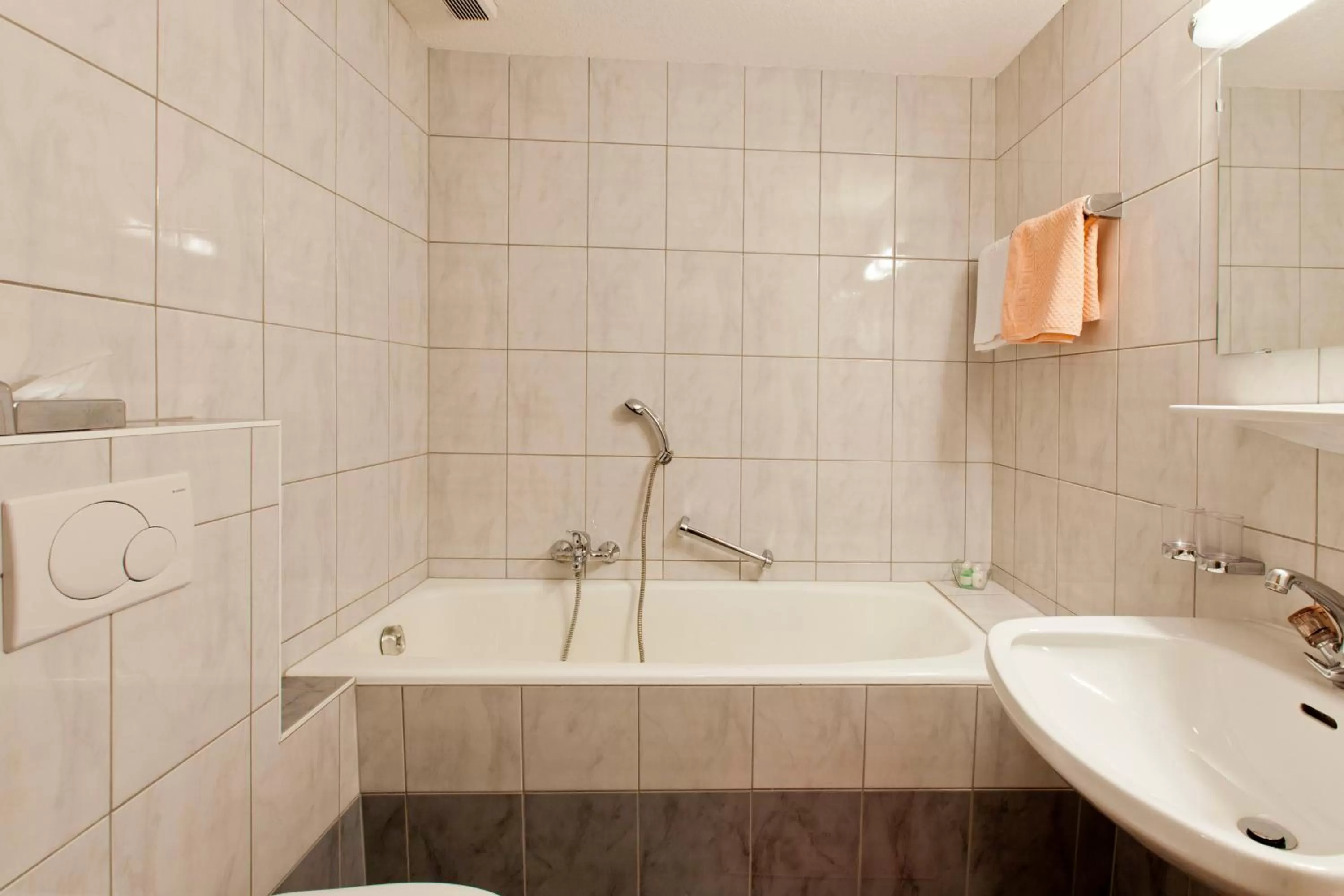 Bathroom in Pension Fuchs