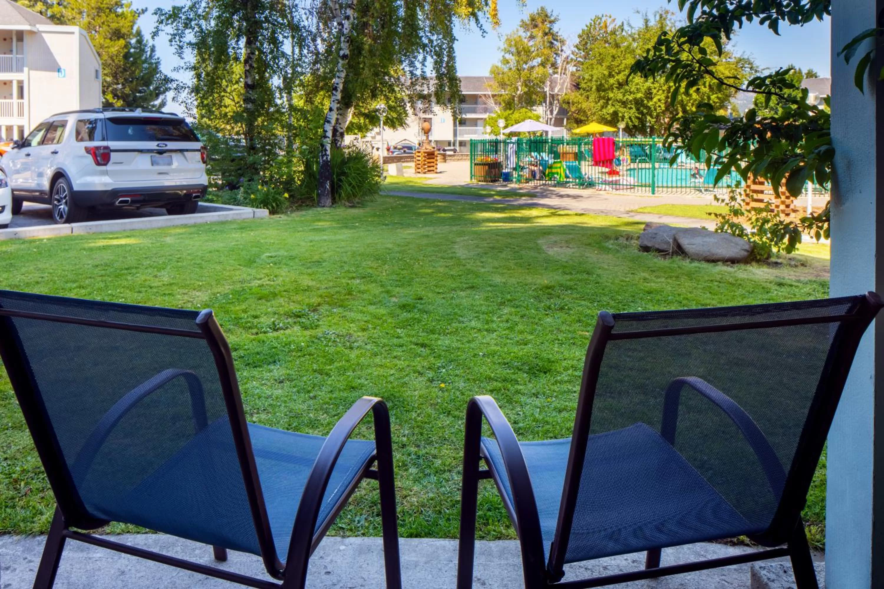 Garden view in Beach Retreat & Lodge at Tahoe