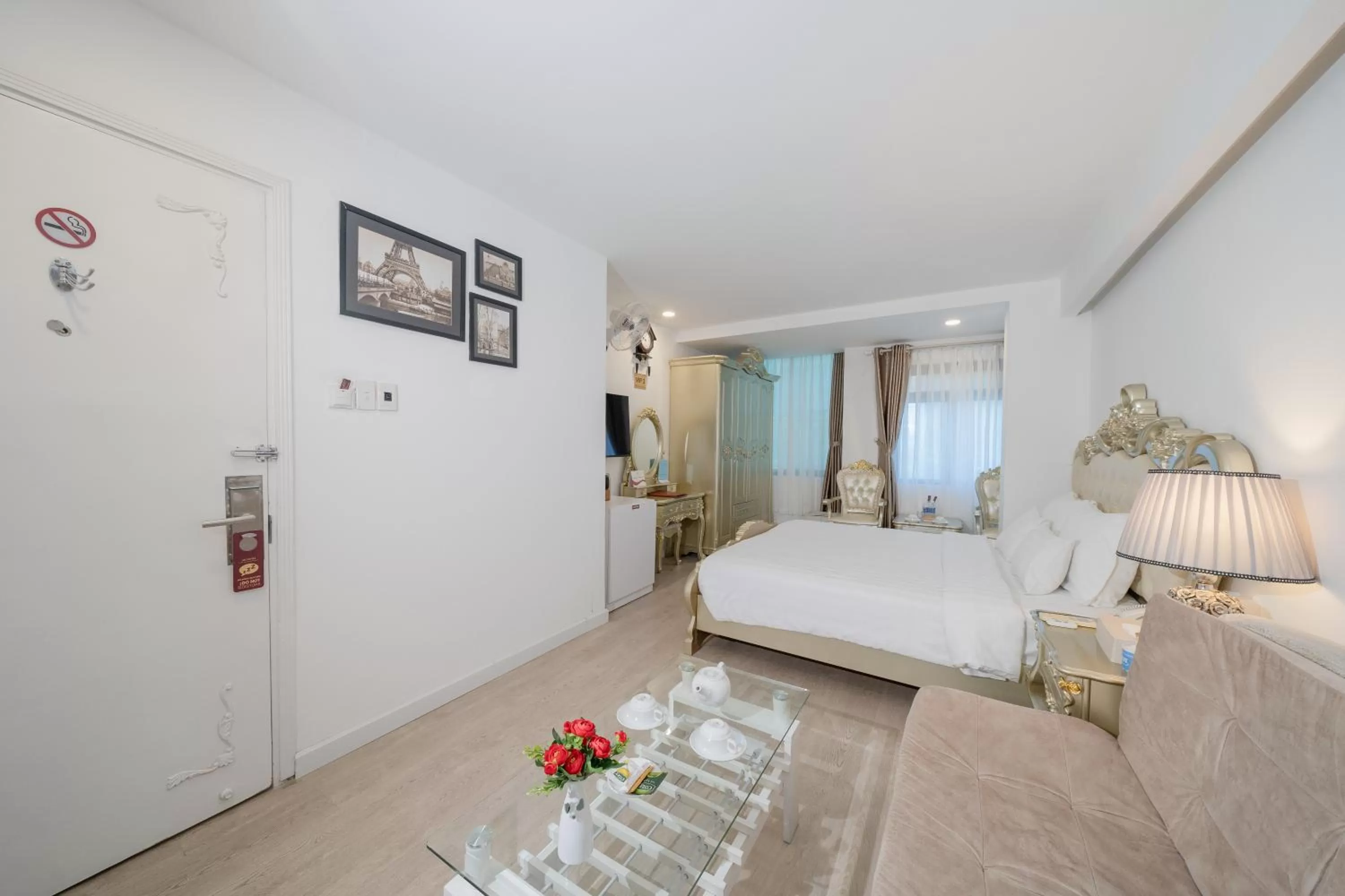 Standard Suite in A25 Hotel - 255 Lê Thánh Tôn