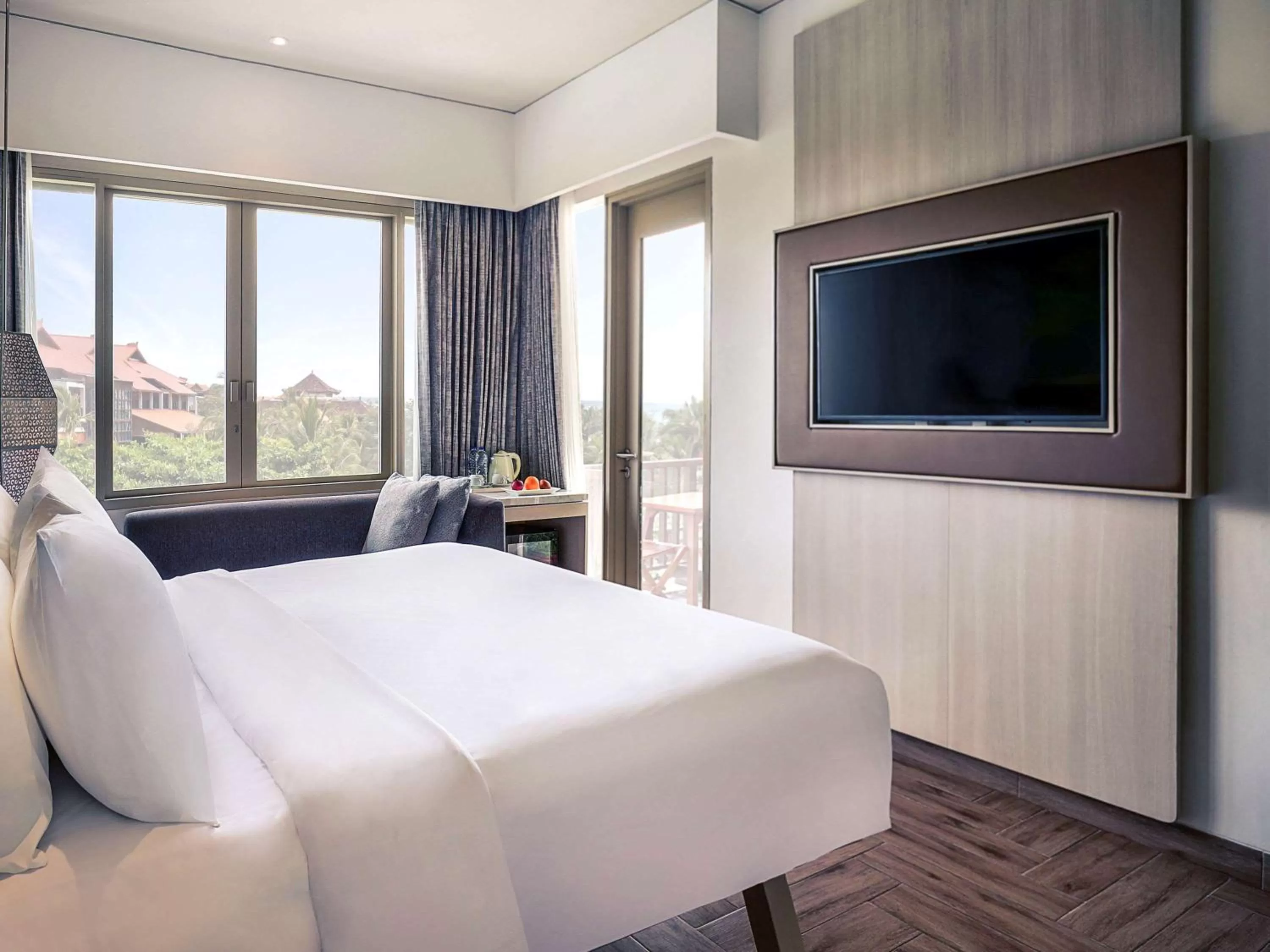 Photo of the whole room, Bed in Mercure Kuta Bali