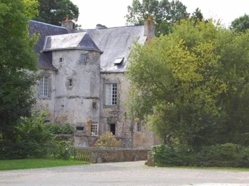 Property building in Manoir de Rouessé