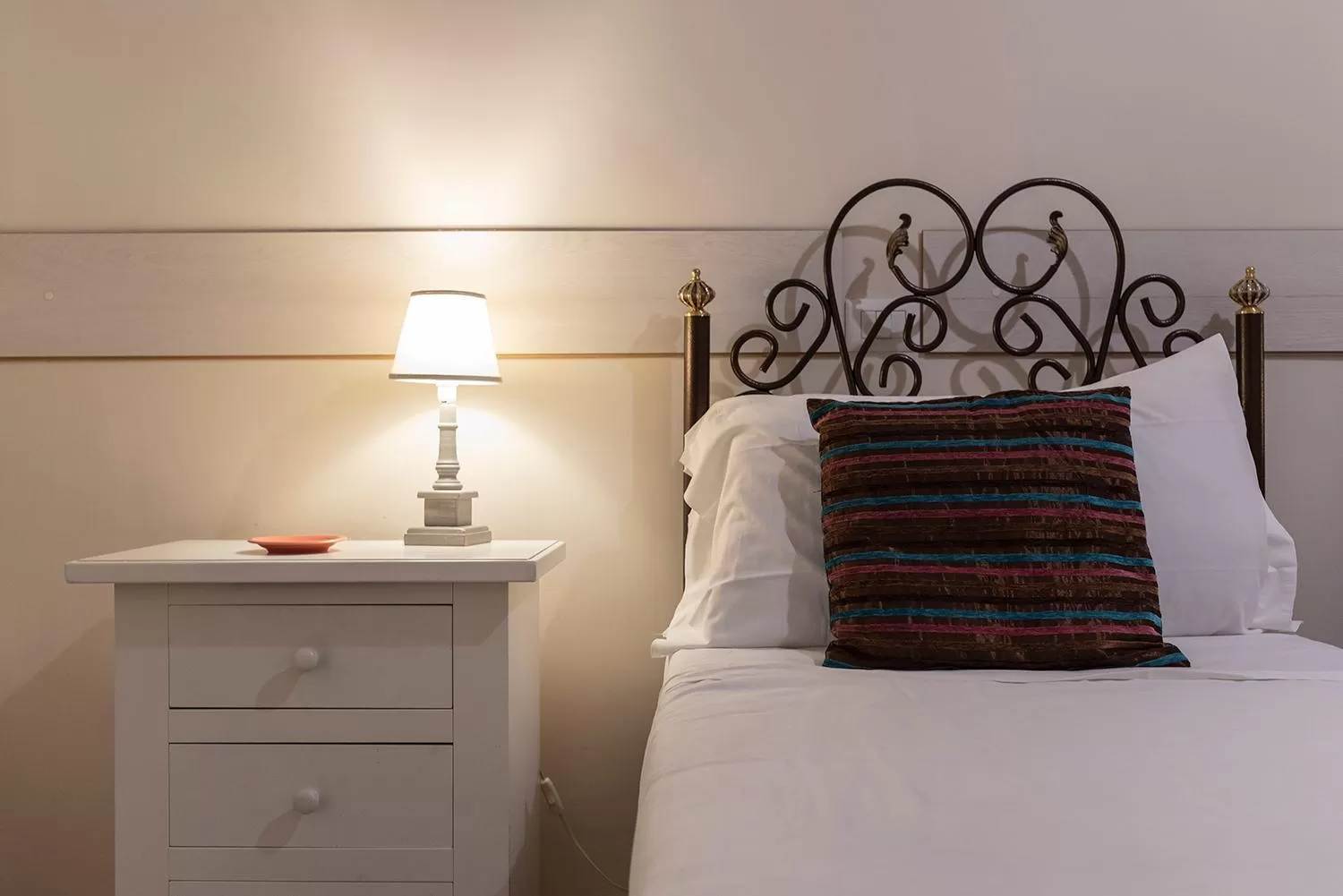 Bedroom, Bed in Domus Borbonica