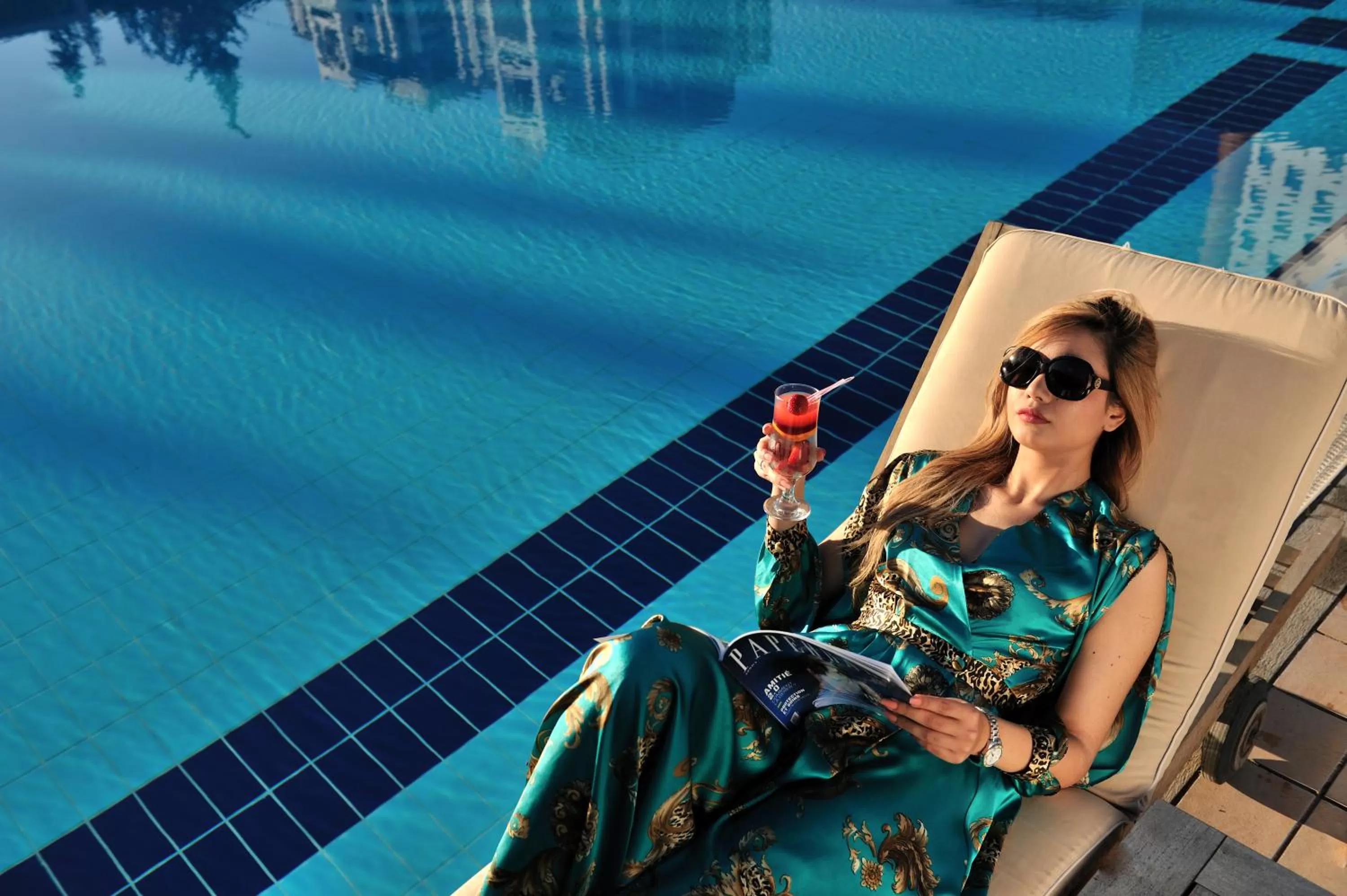 Swimming pool in Hotel Mercure Alger Aéroport