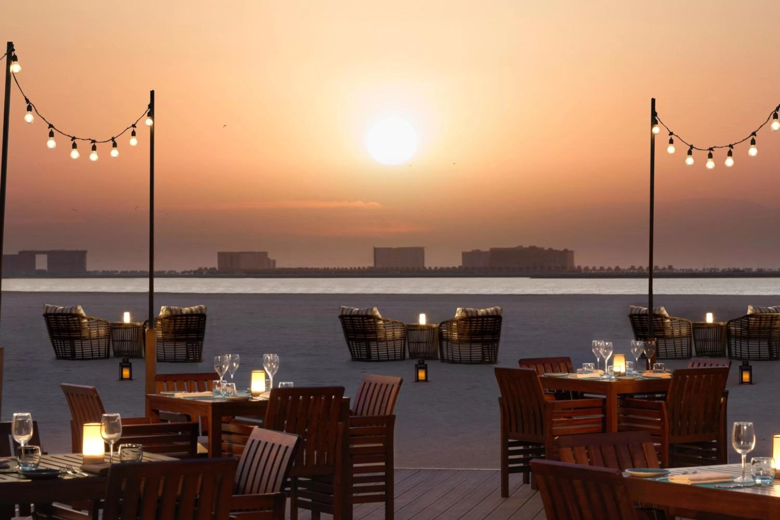 Restaurant/places to eat in The Ritz-Carlton Ras Al Khaimah, Al Hamra Beach