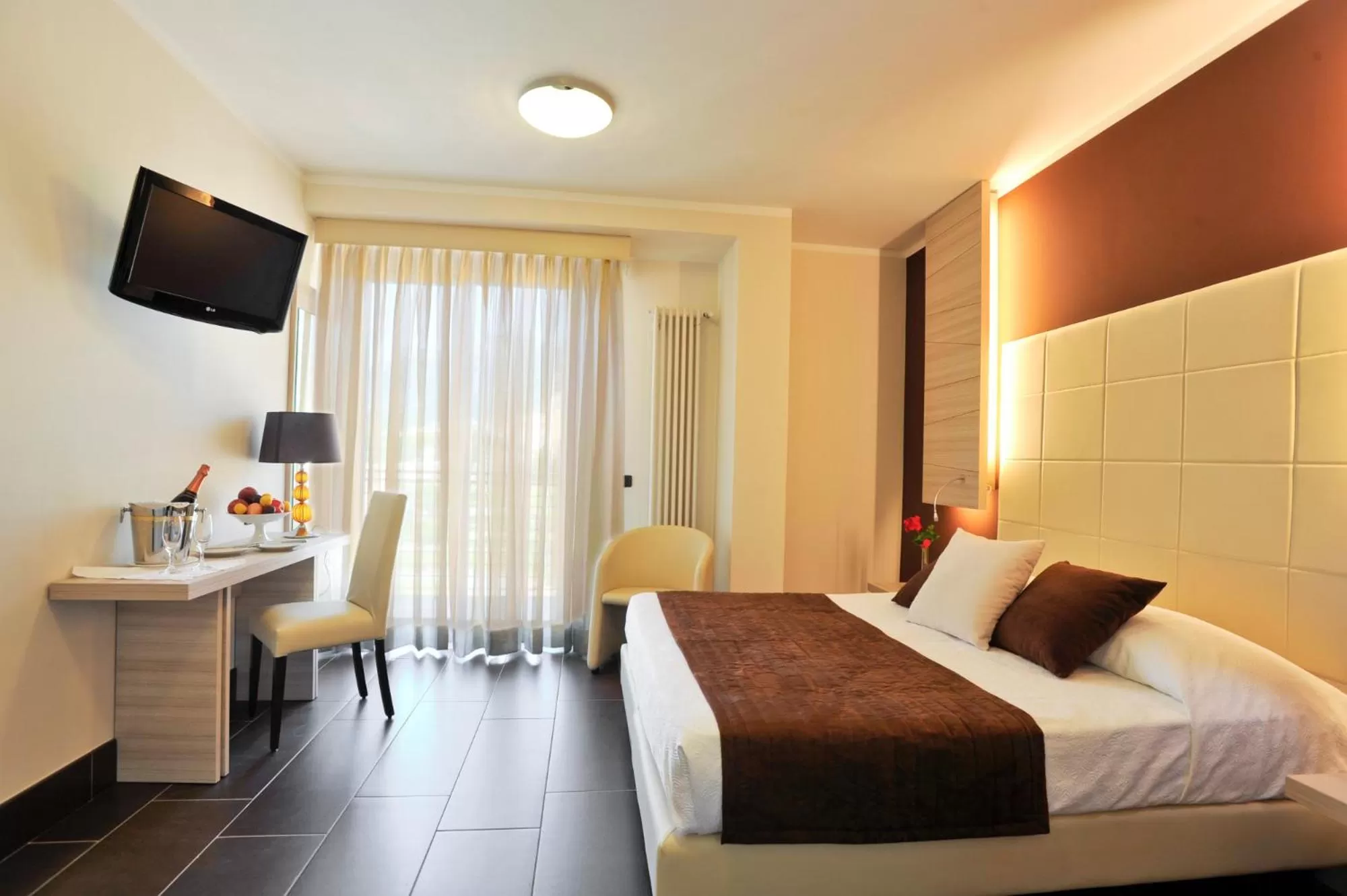 Bed in Excelsior Hotel E Appartamenti