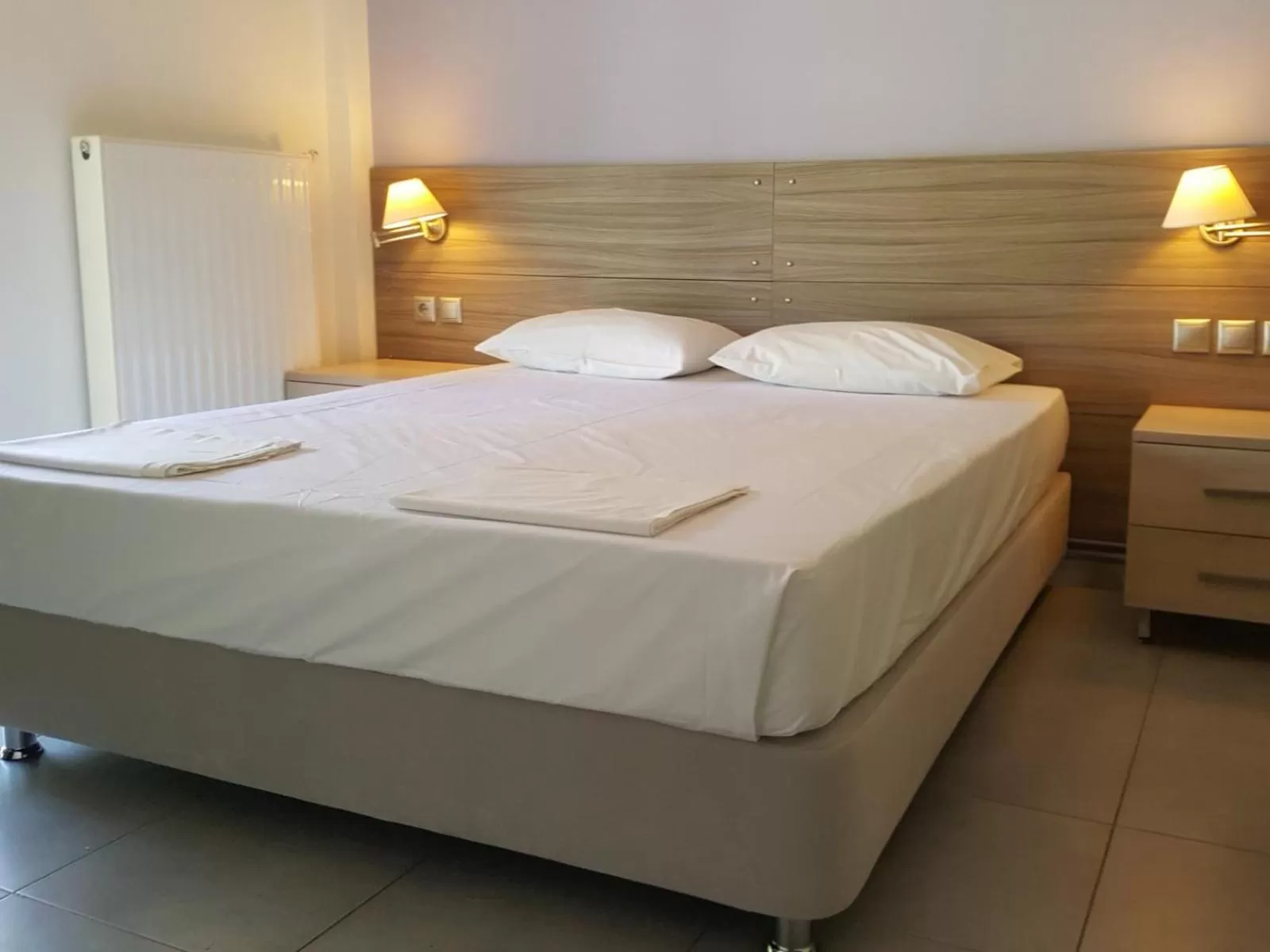 Bedroom, Bed in Alexandros