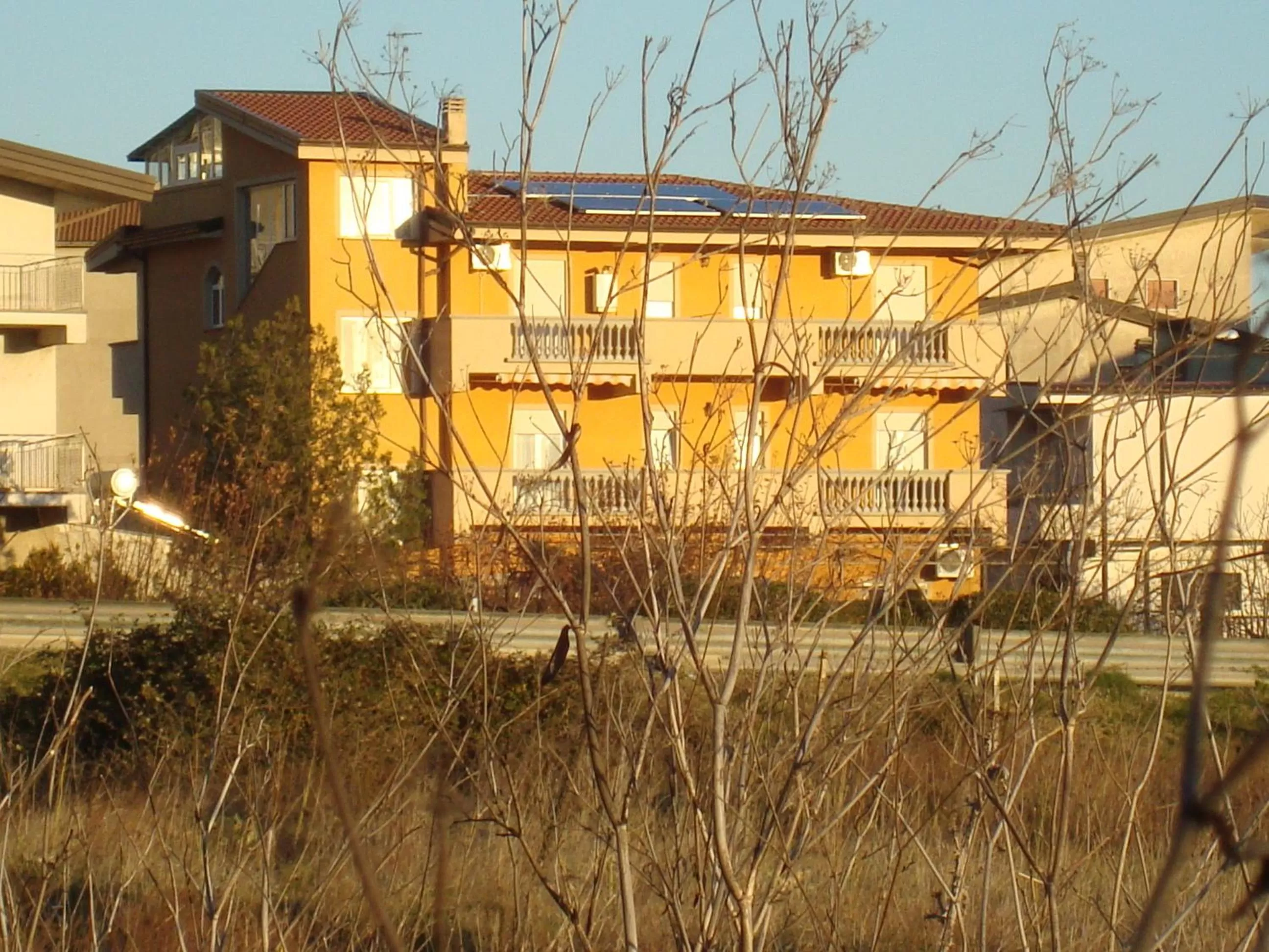Facade/entrance, Property Building in B&B Esperança