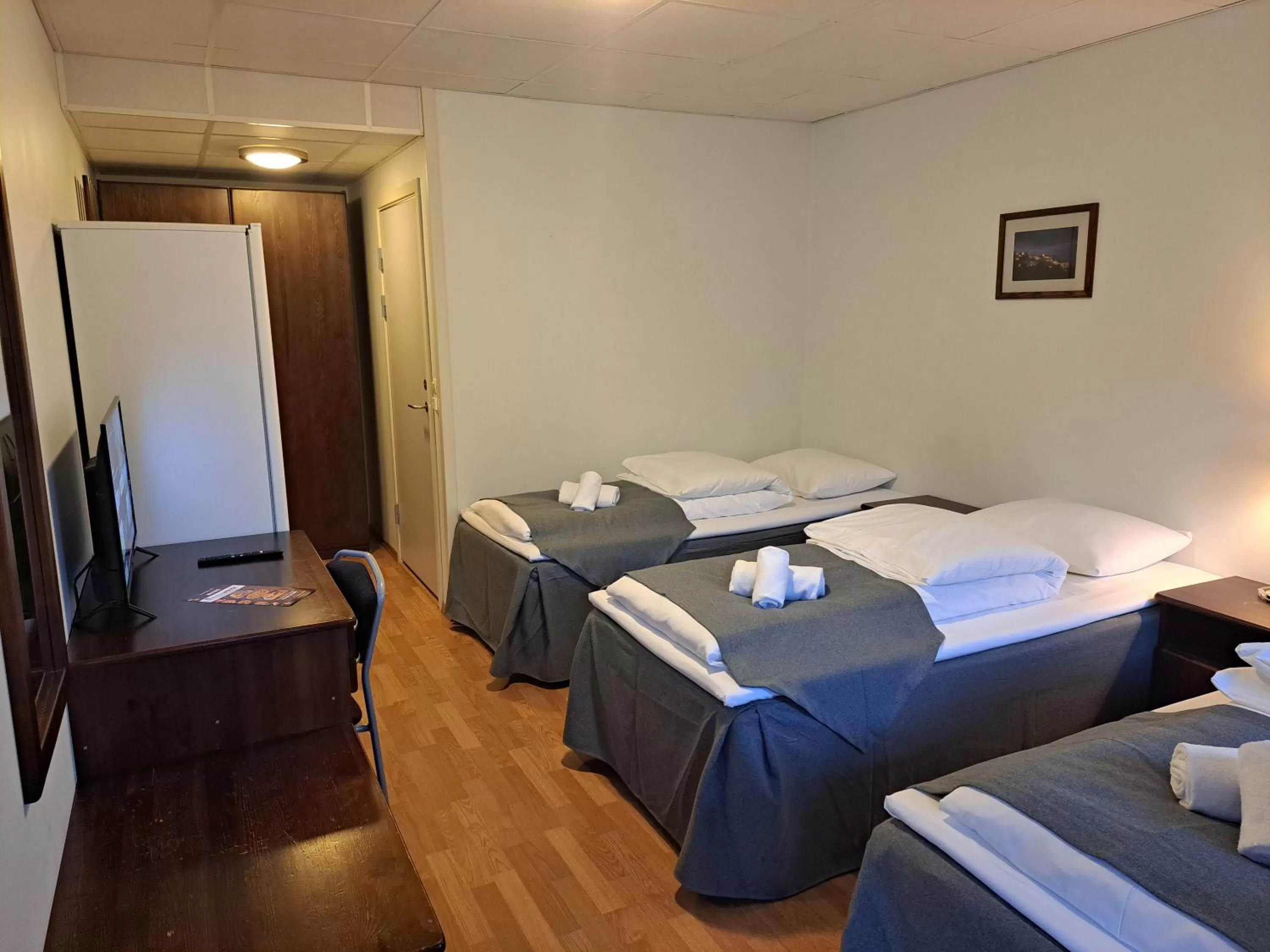 Photo of the whole room, Bed in Motell Svinesundparken