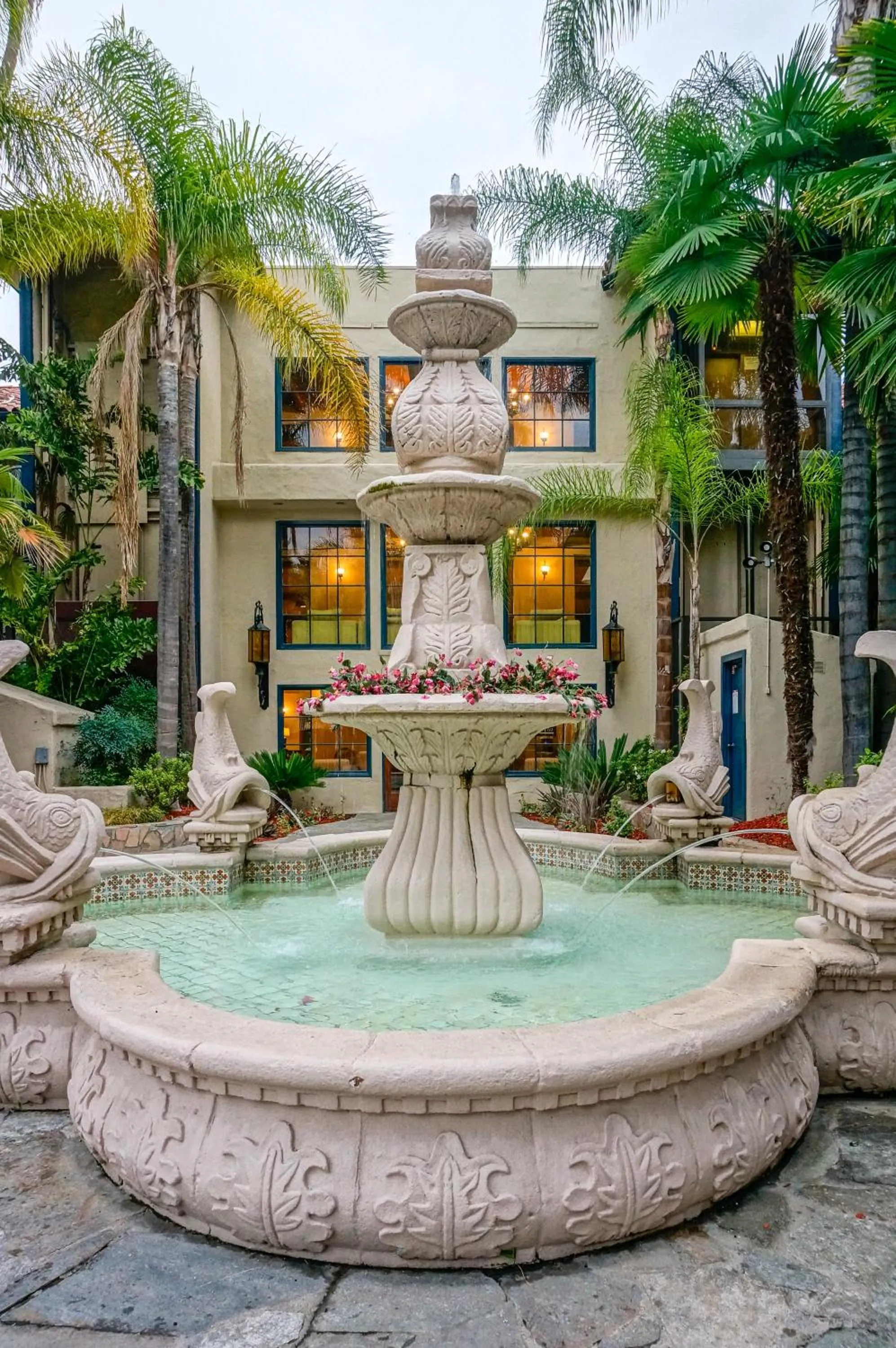 Day in Vanllee Hotel