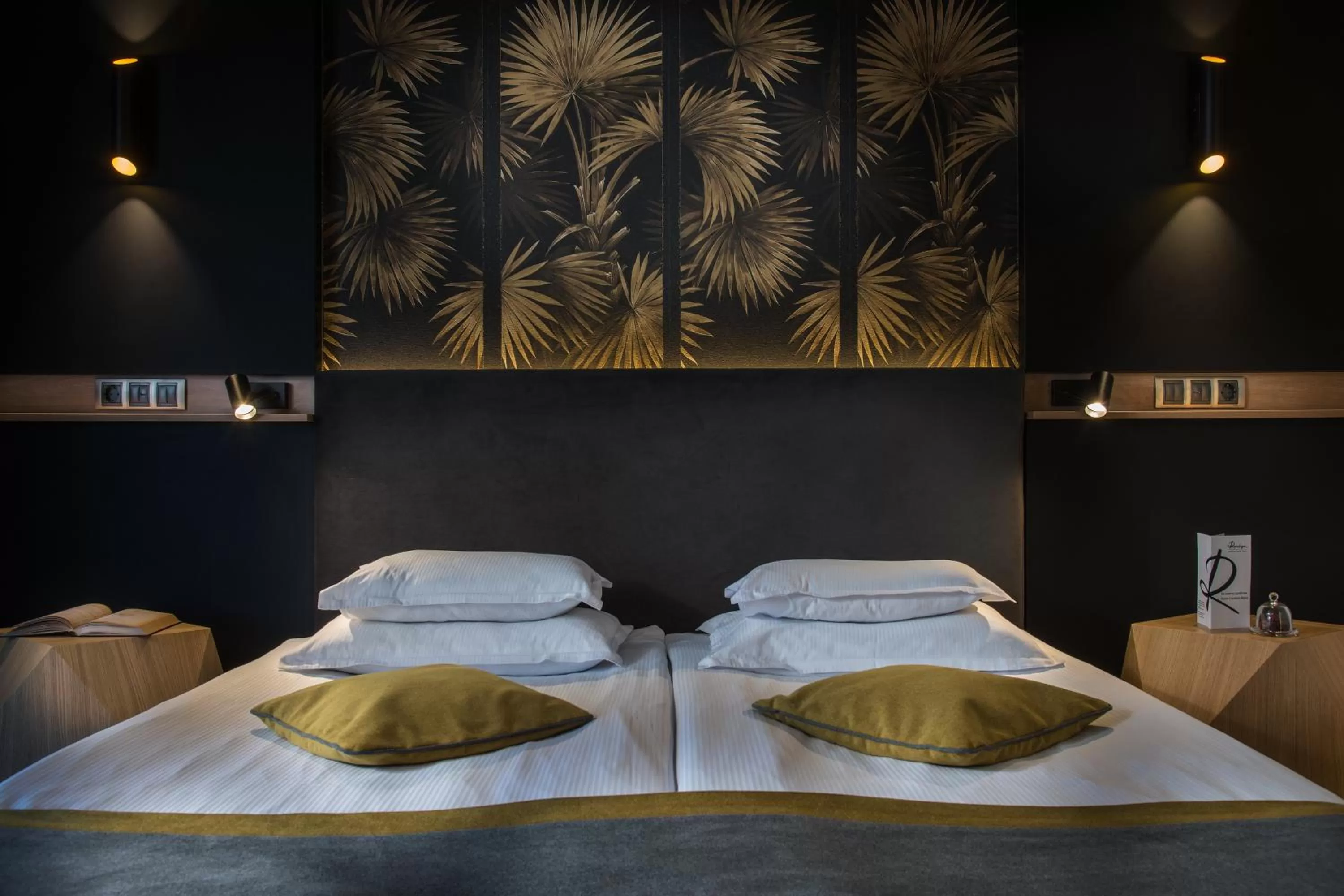 Bed in Rosslyn Thracia Hotel Sofia