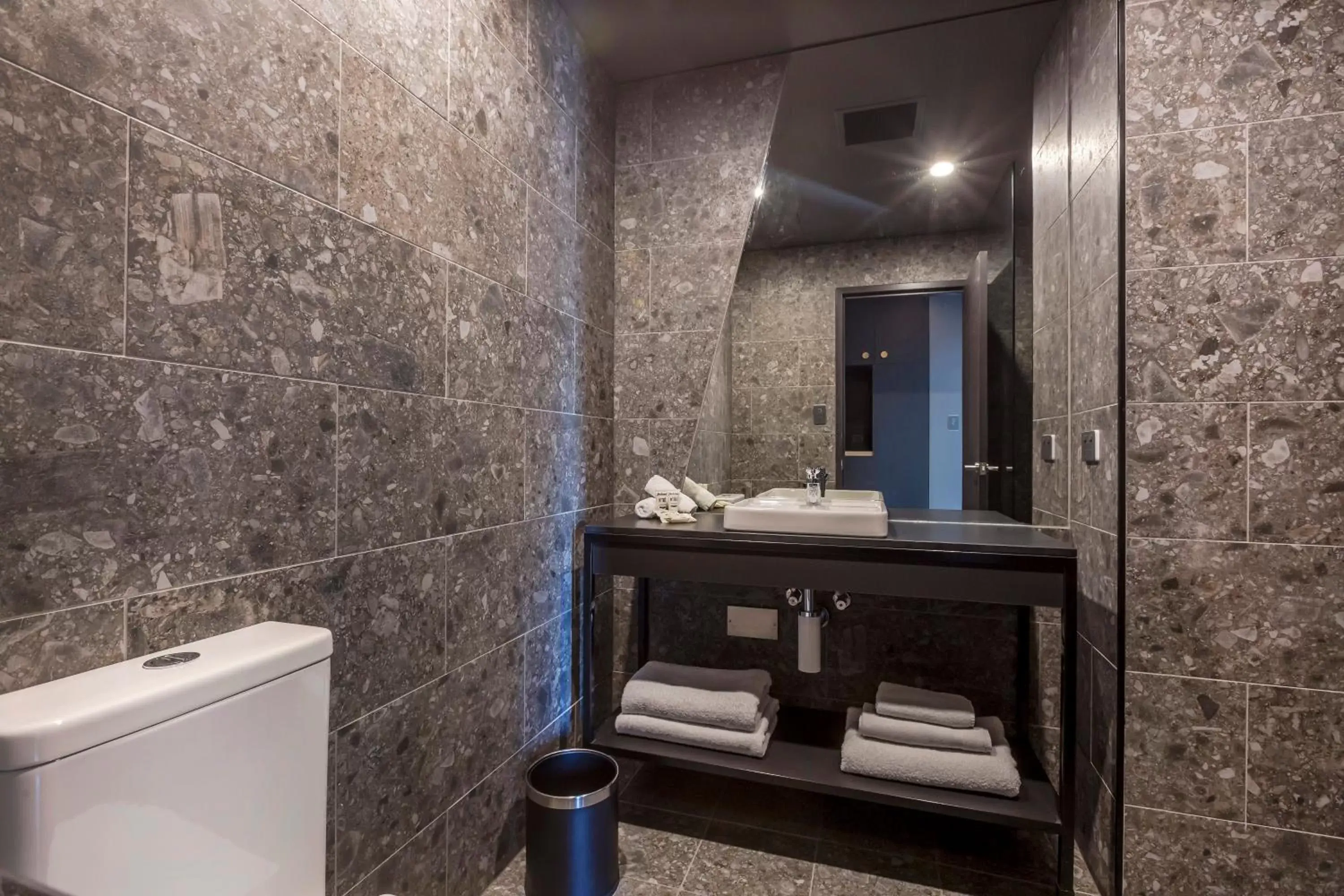 Deluxe Family Room in Marion Hotel Deluxe Family Room in Marion Hotel