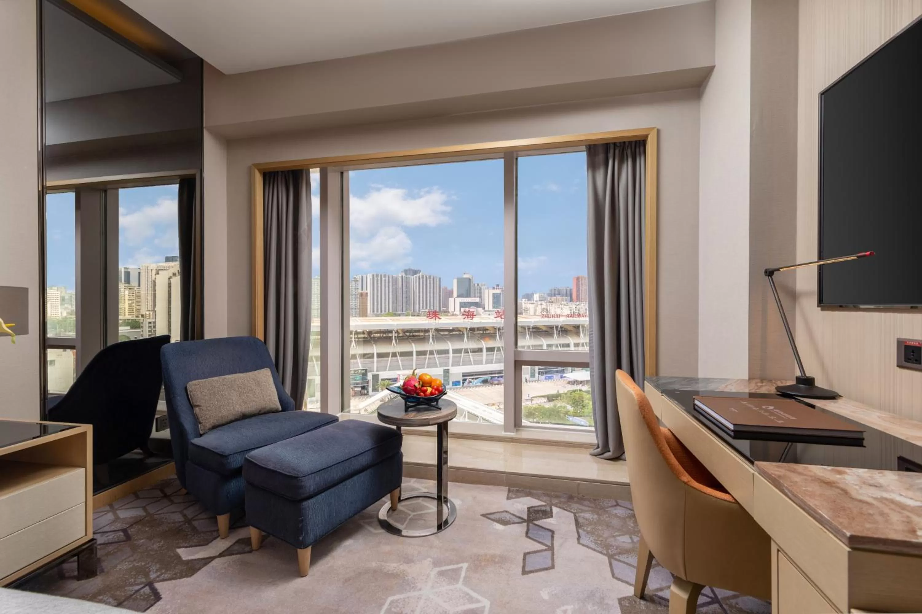 Zhuhai Longzhuda International Hotel - 24hours stay