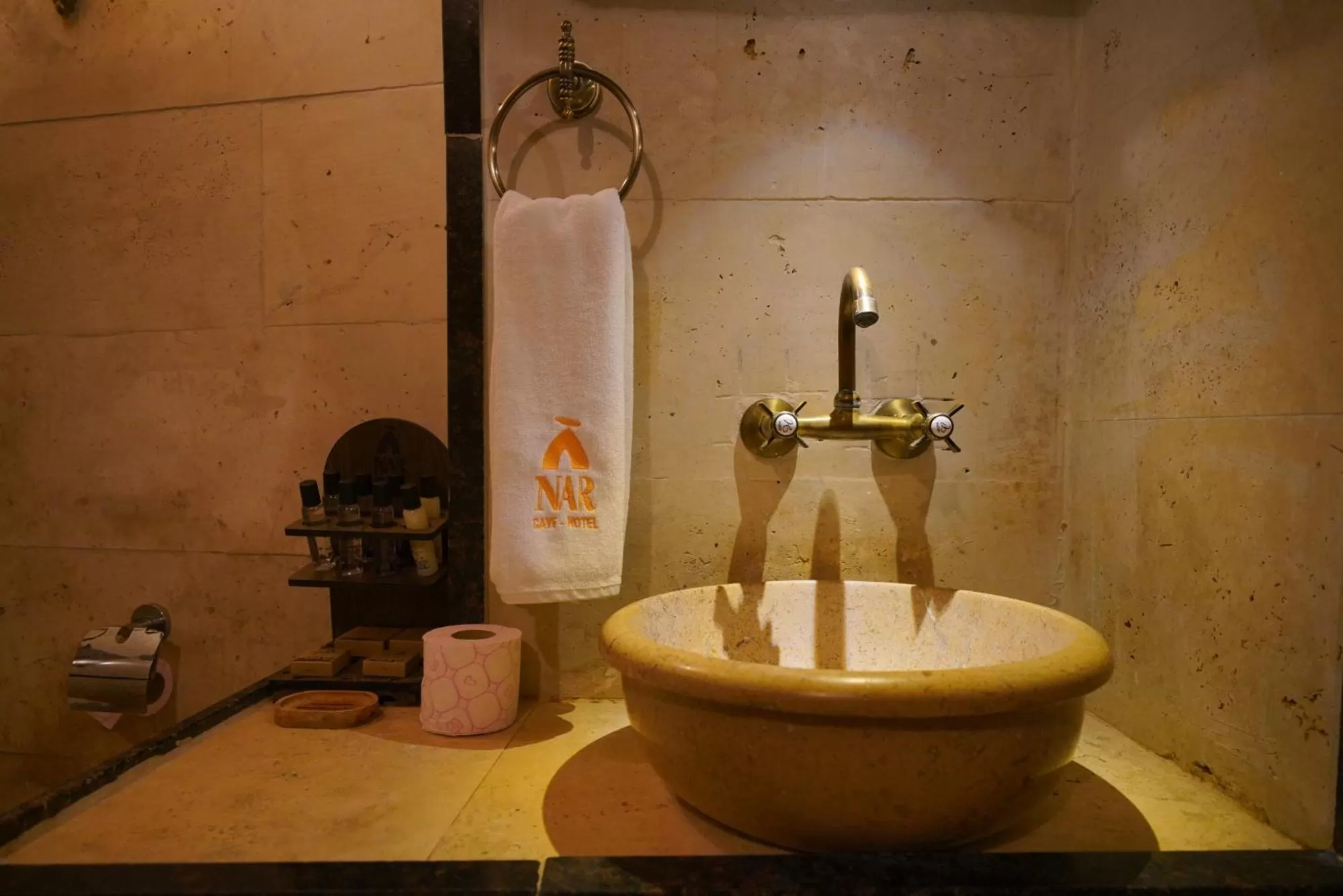 Bathroom in Cappadocia Nar Cave House & Swimming Pool