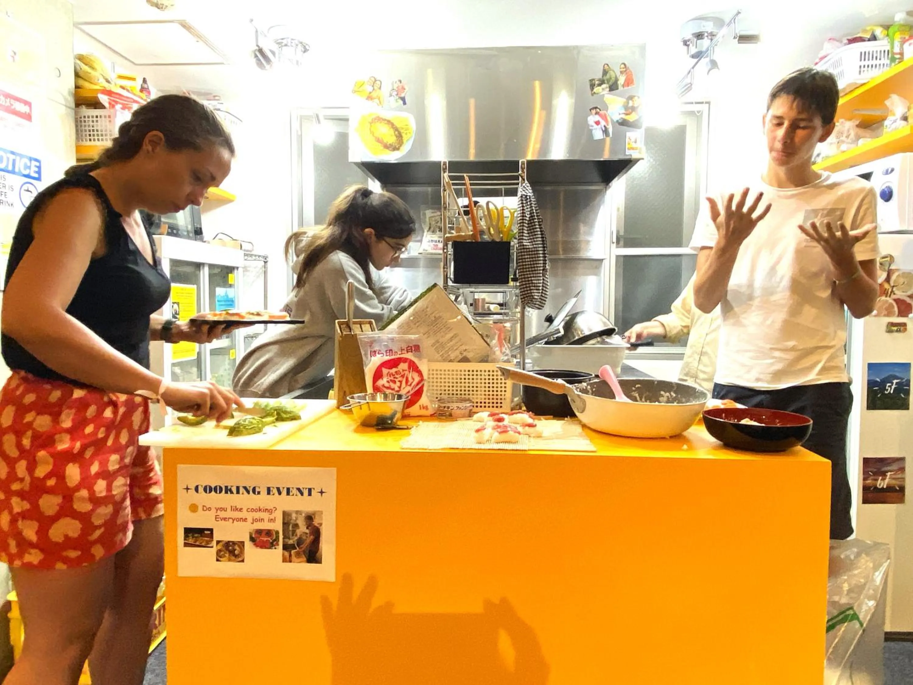 Kitchen or kitchenette in Sakura Hostel Asakusa