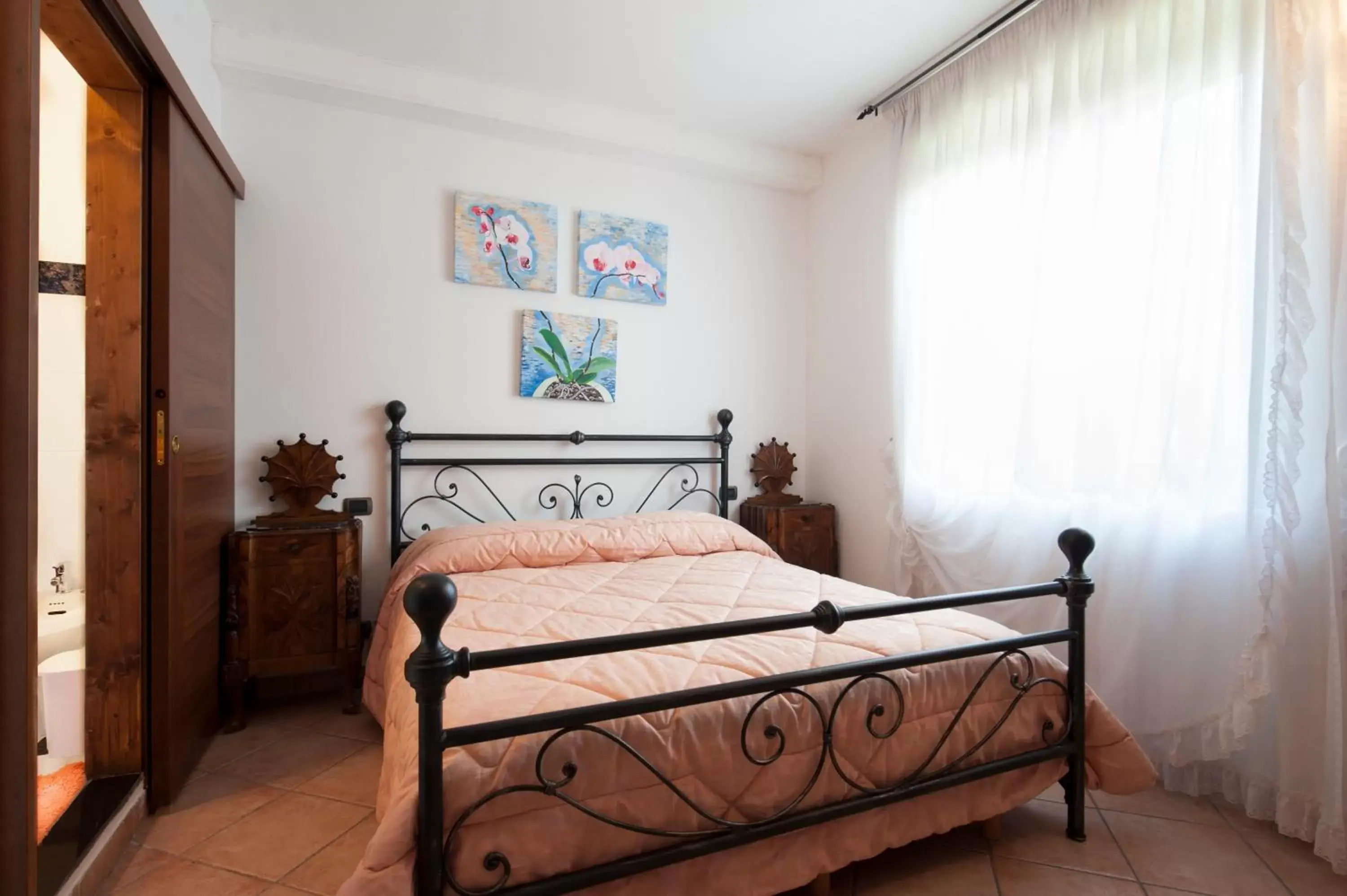 Double Room with Private Bathroom in B&B Villa Gloriana Double Room with Private Bathroom in B&B Villa Gloriana