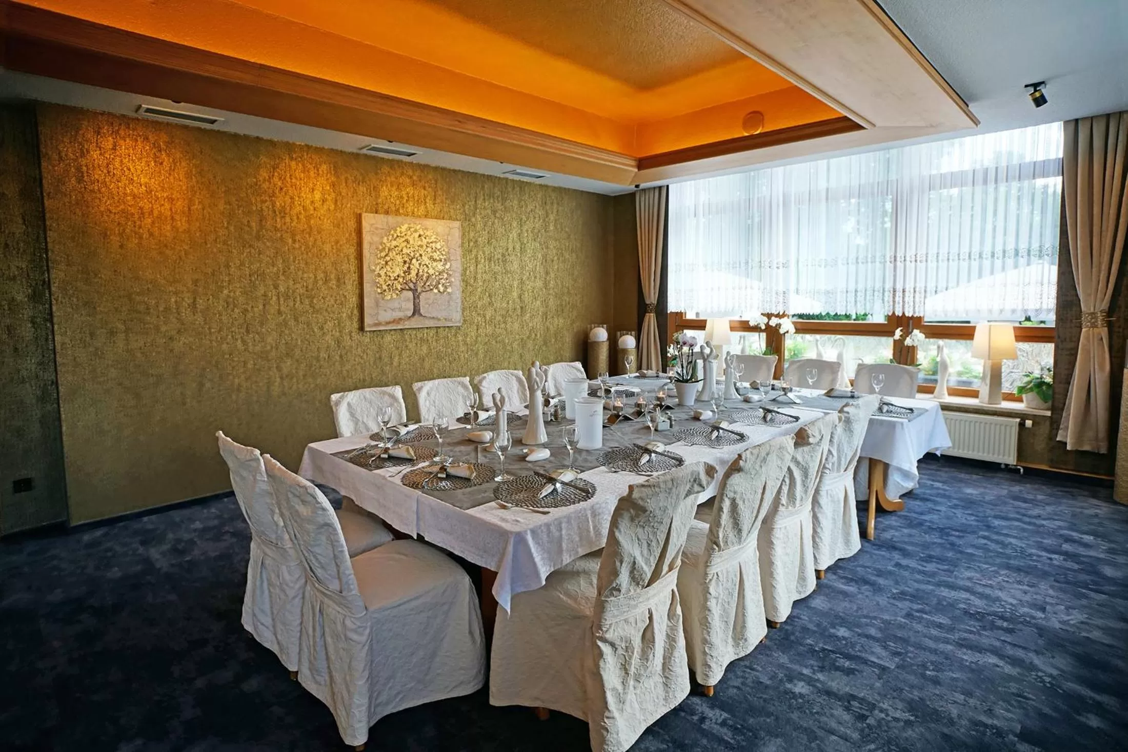 Restaurant/places to eat in Hotel und Restaurant Bühlhaus