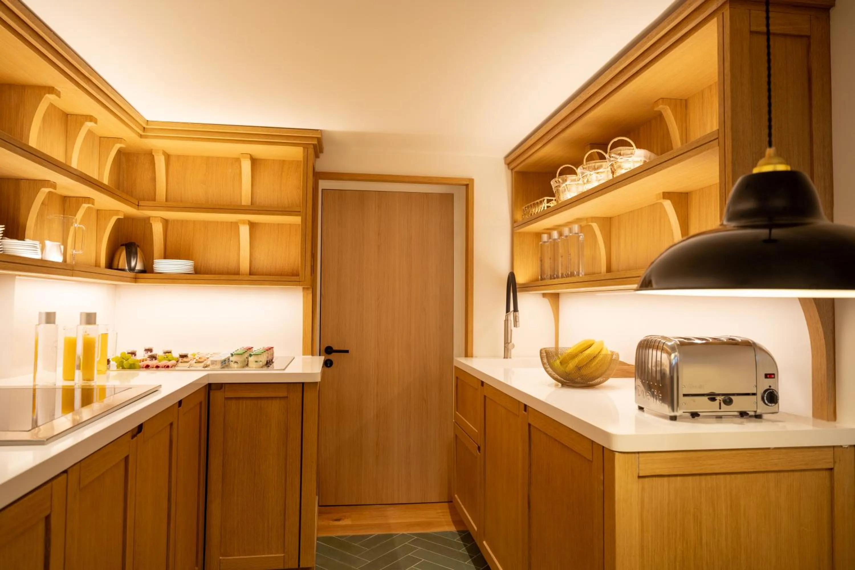 Breakfast in Esteem Tour Eiffel