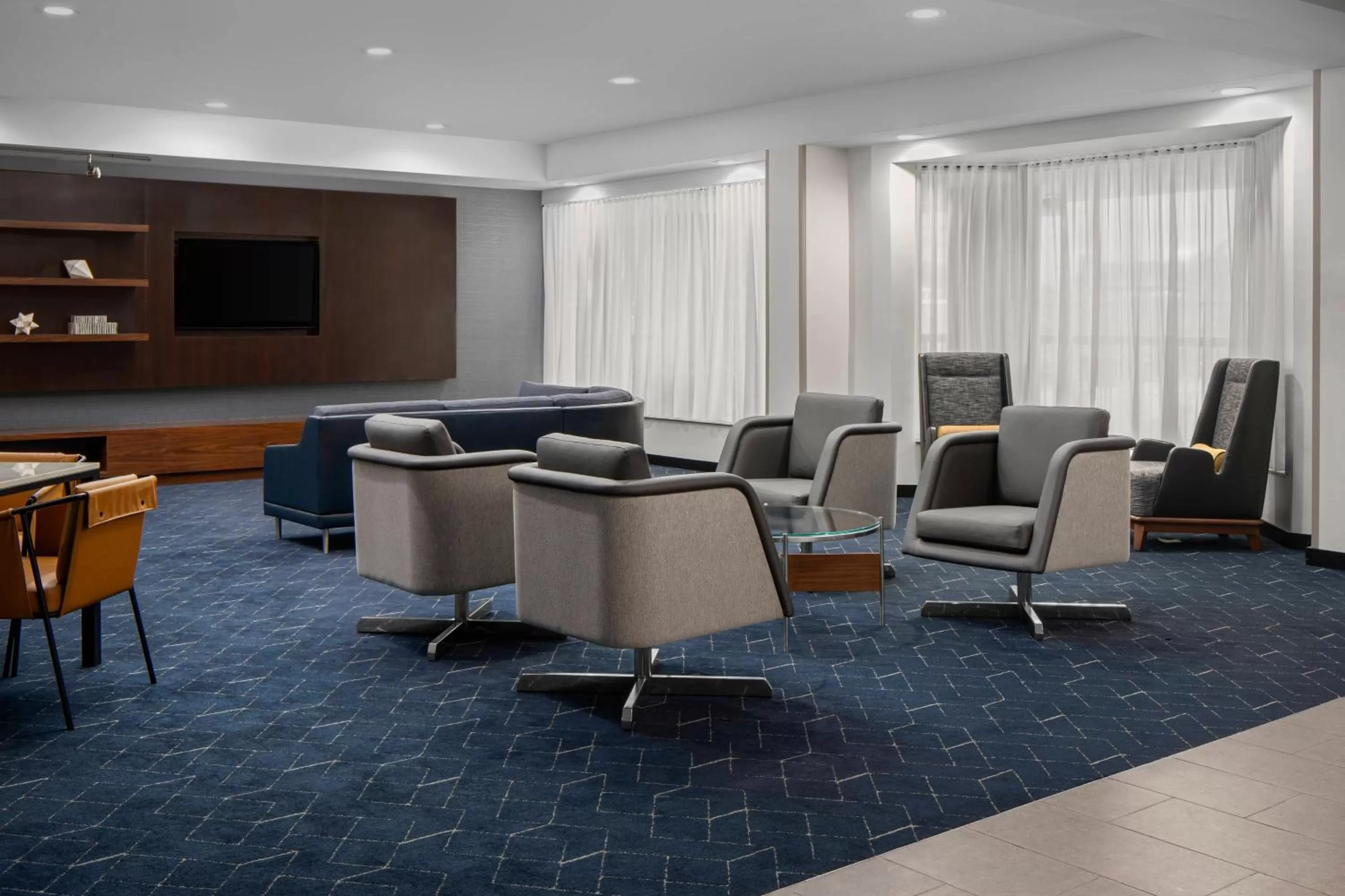 Lobby or reception in Courtyard Jacksonville Butler Boulevard