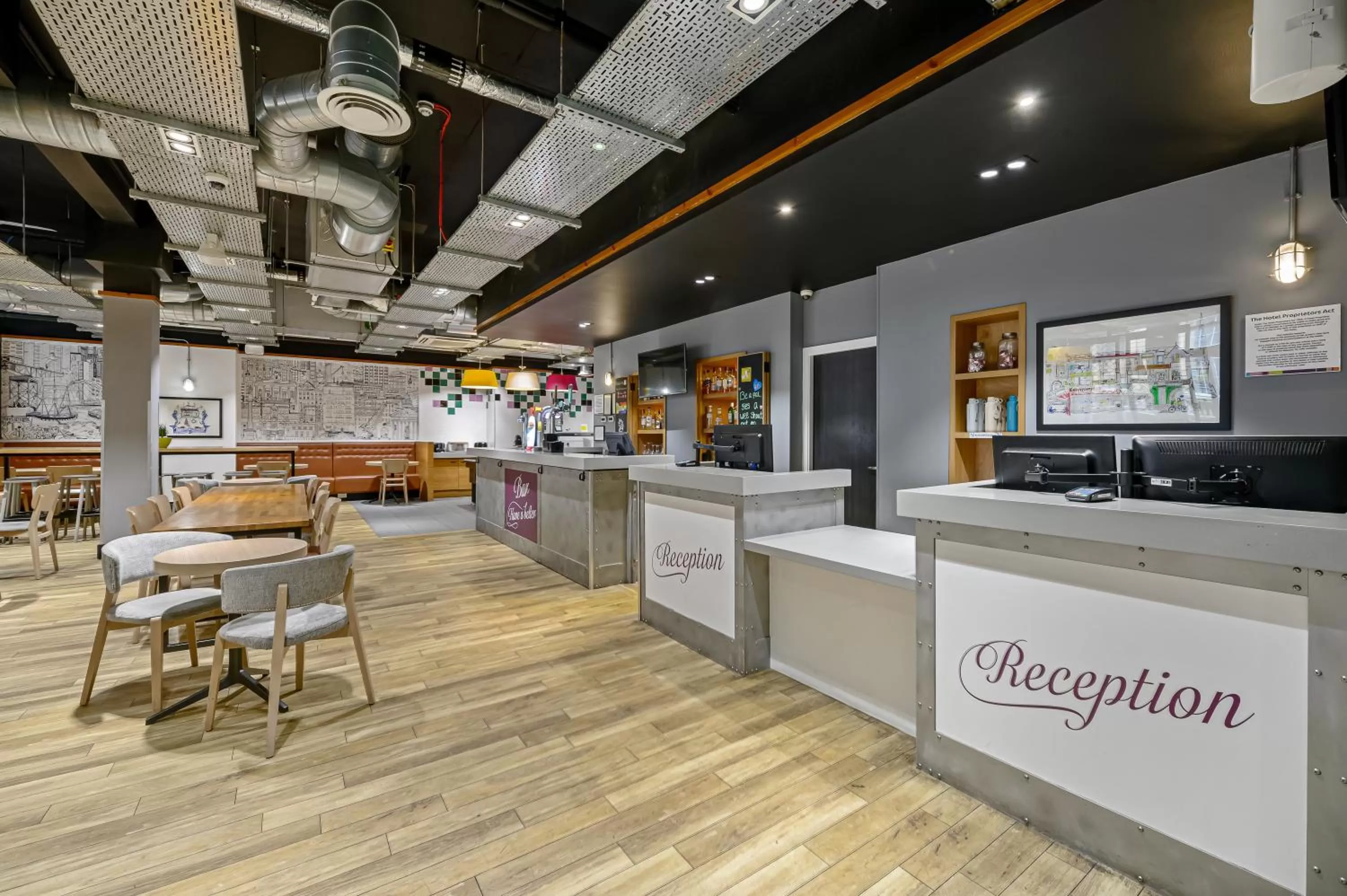 Lobby or reception in ibis Styles Glasgow Centre George Square