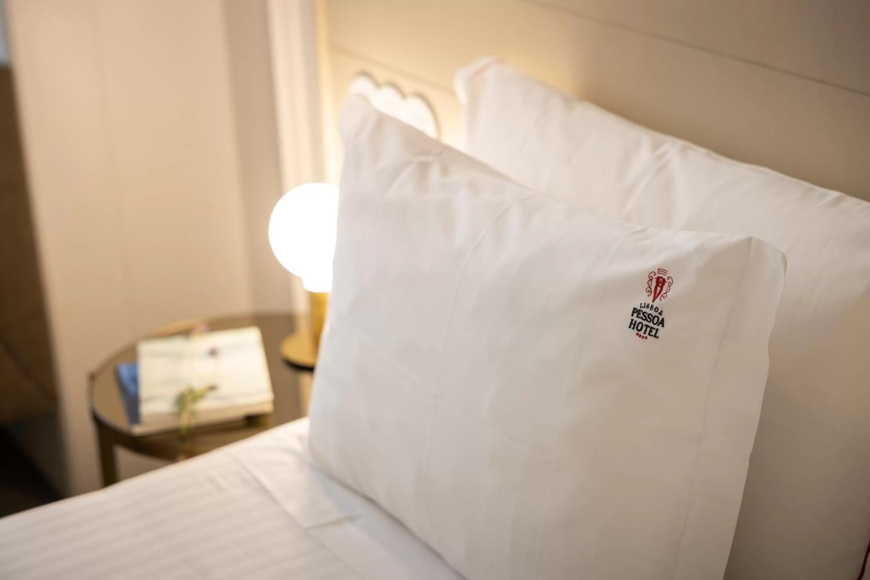 Decorative detail, Bed in Lisboa Pessoa Hotel