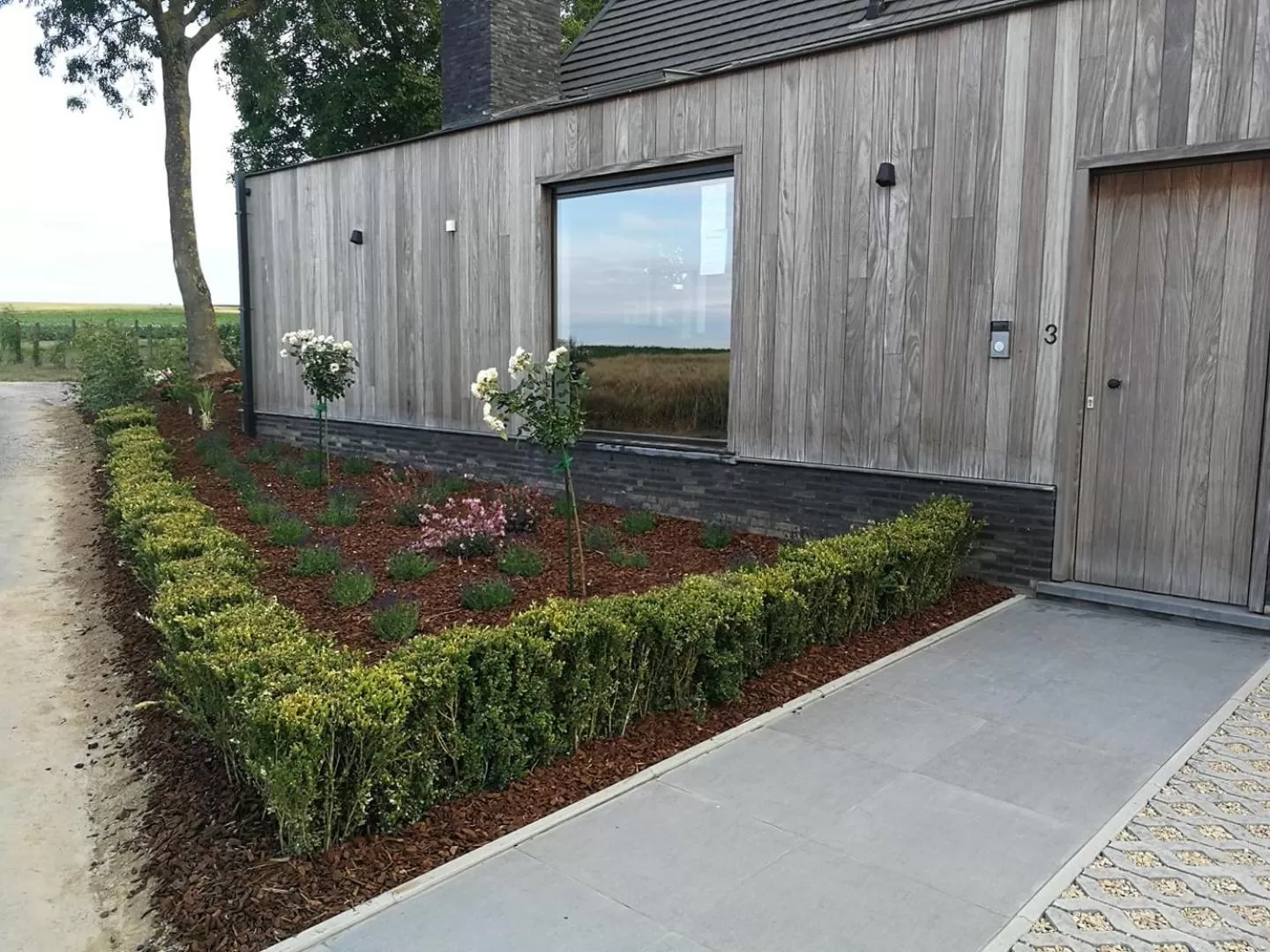 Property building in B&B Meulecauter